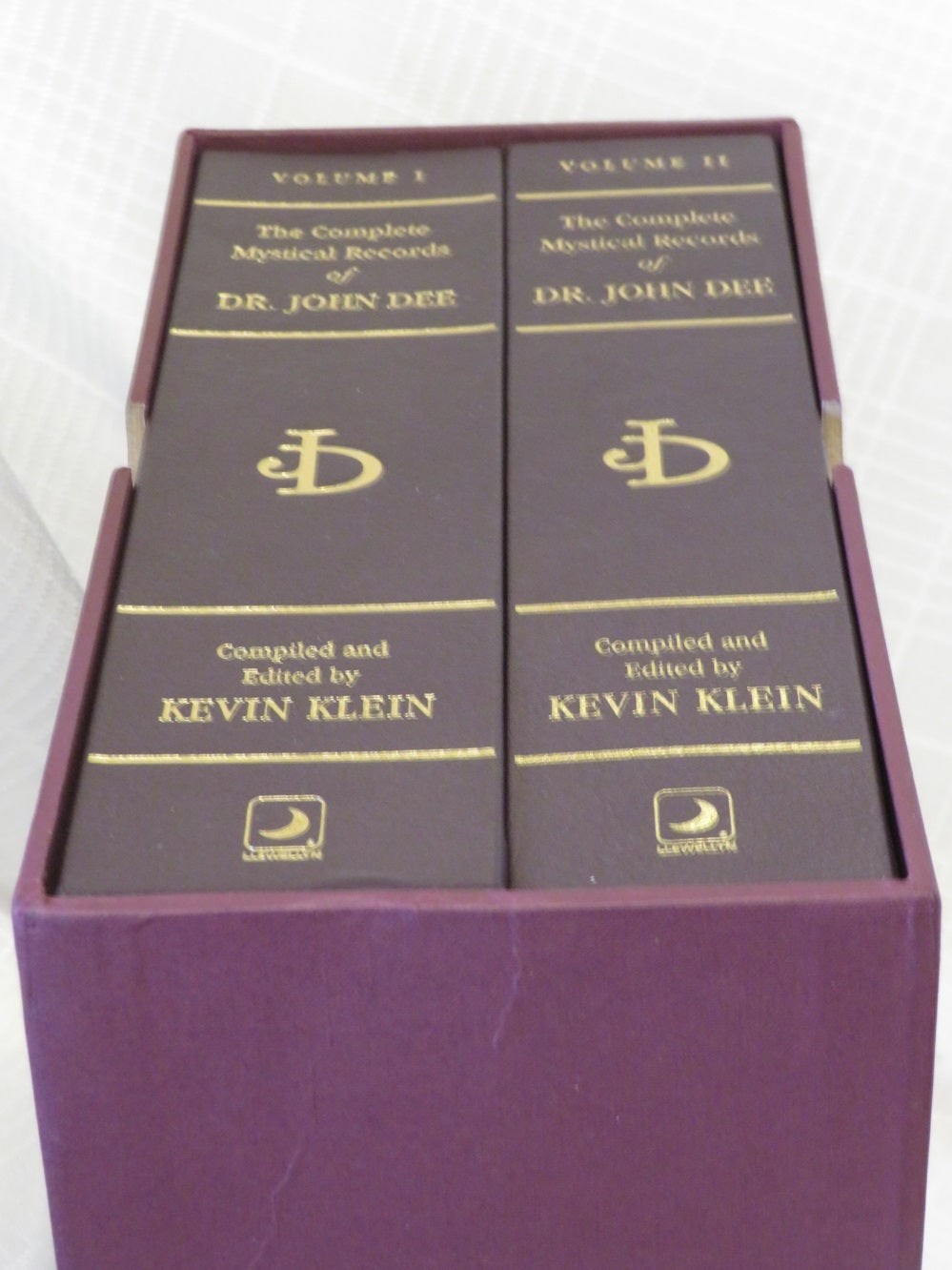 Kevin Klein / COMPLETE MYSTICAL RECORDS OF DR JOHN DEE Transcribed 1st ed 2017