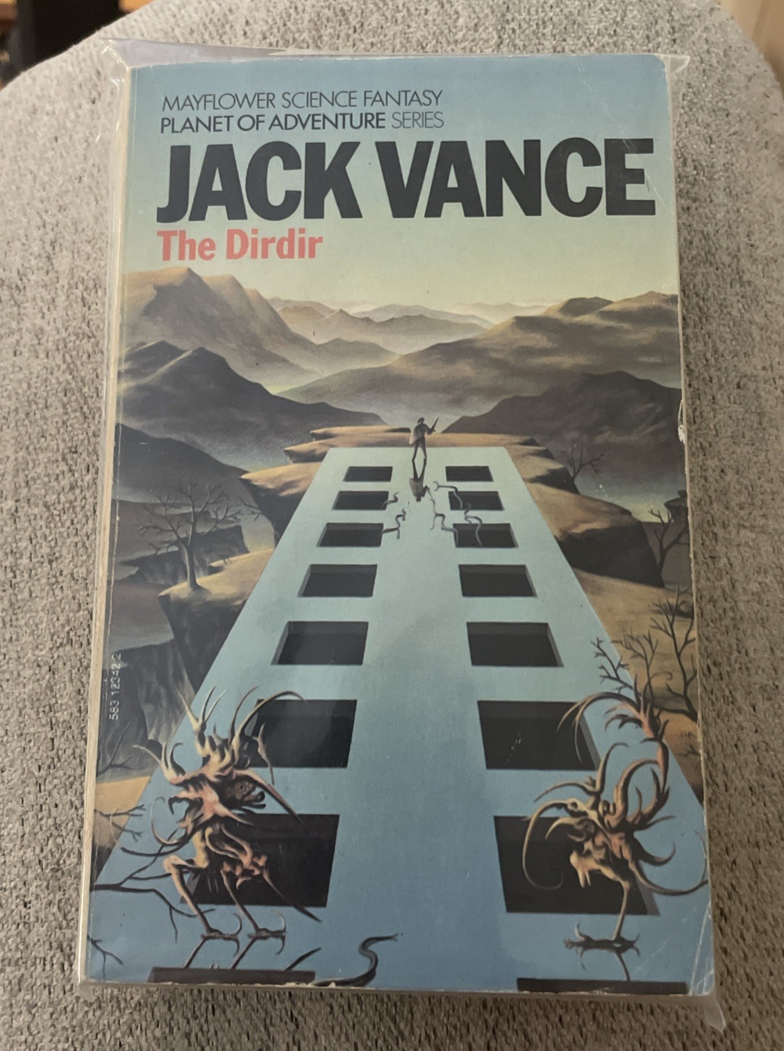 Sci-fi Vintage The Dirdir by Jack Vance Mayflower 1975 UK Edition