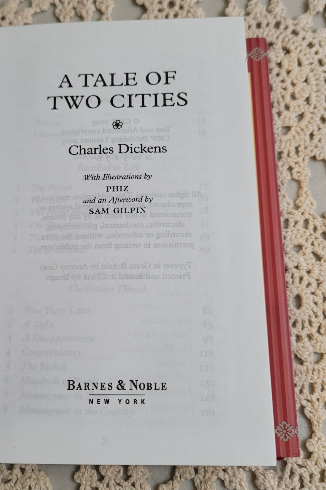 BARNES & NOBLE COLLECTORS LIBRARY COMPACT- A Tale of Two Cities