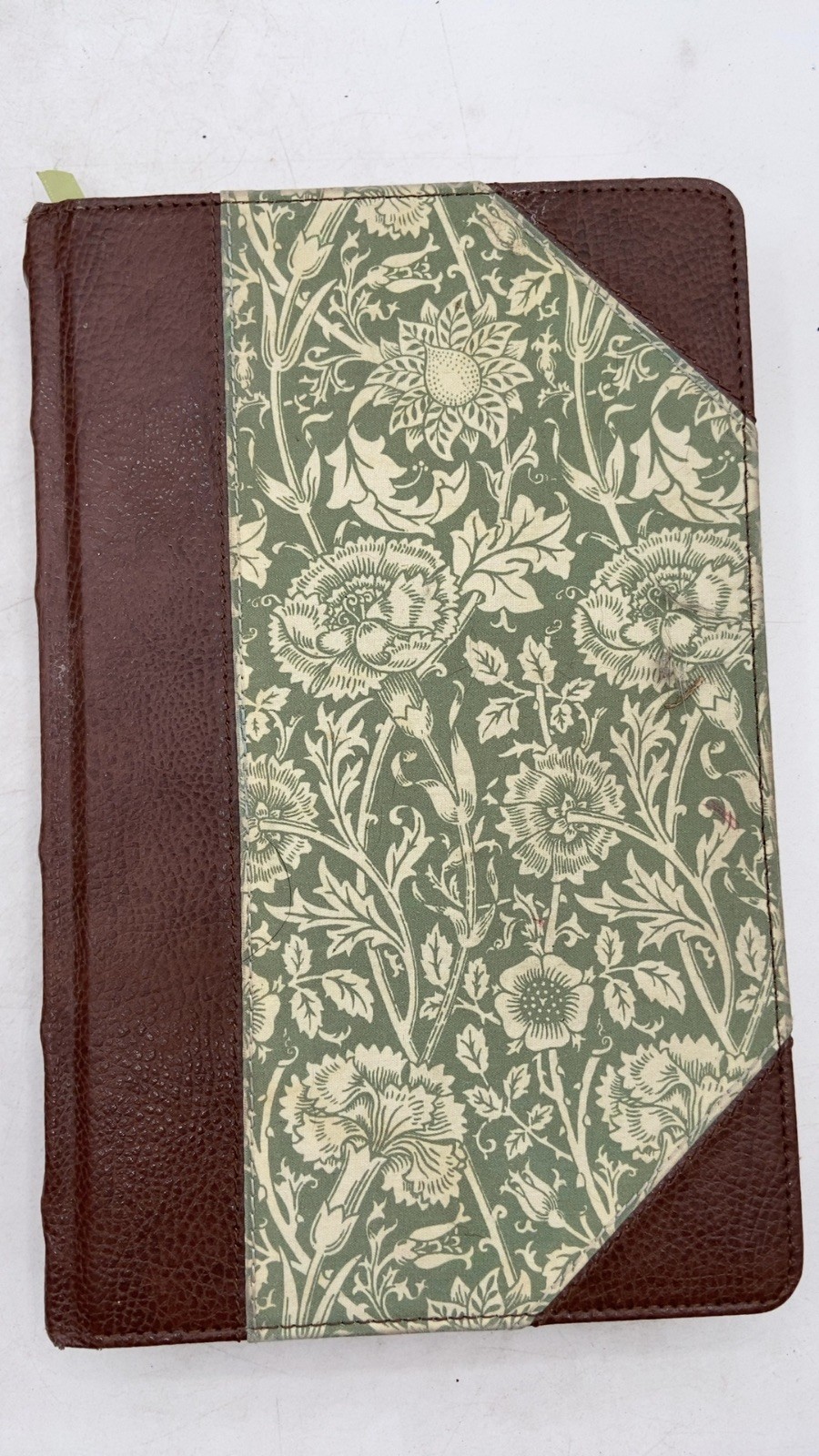 The Holy Bible: English Standard Version, Thinline Edition Hardcover ESV Bibl…