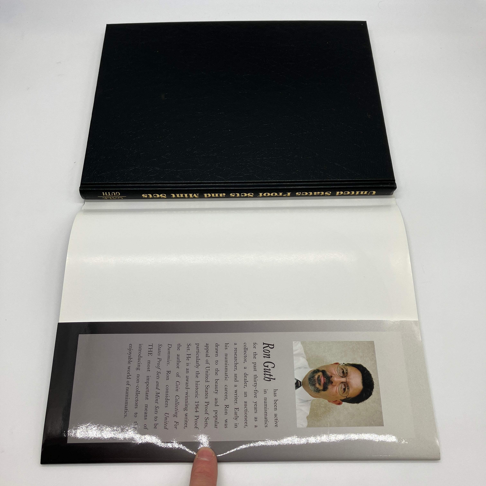 United States Proof Sets and Mint Sets 1936-2002 Ron Guth Bill Gale HC DJ Good