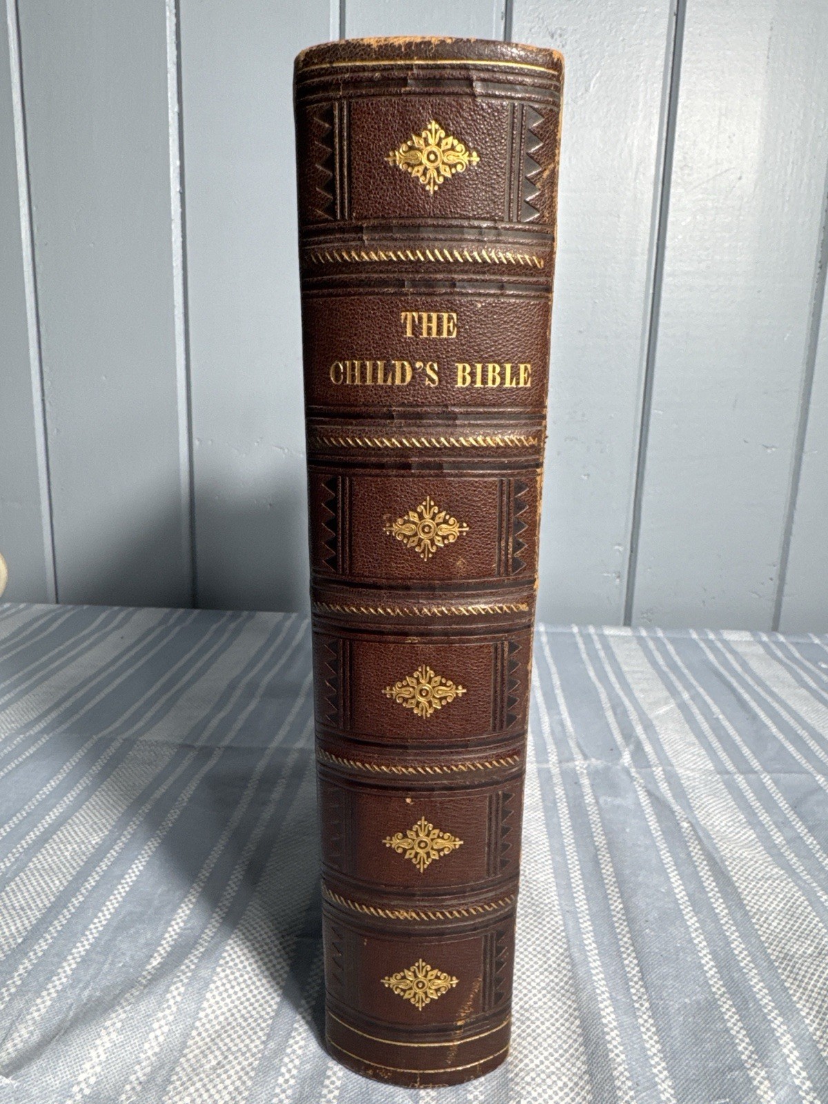 Antique The Child’s Bible c.1875s Cassell-Illustrated Over 200 Engravings.Large