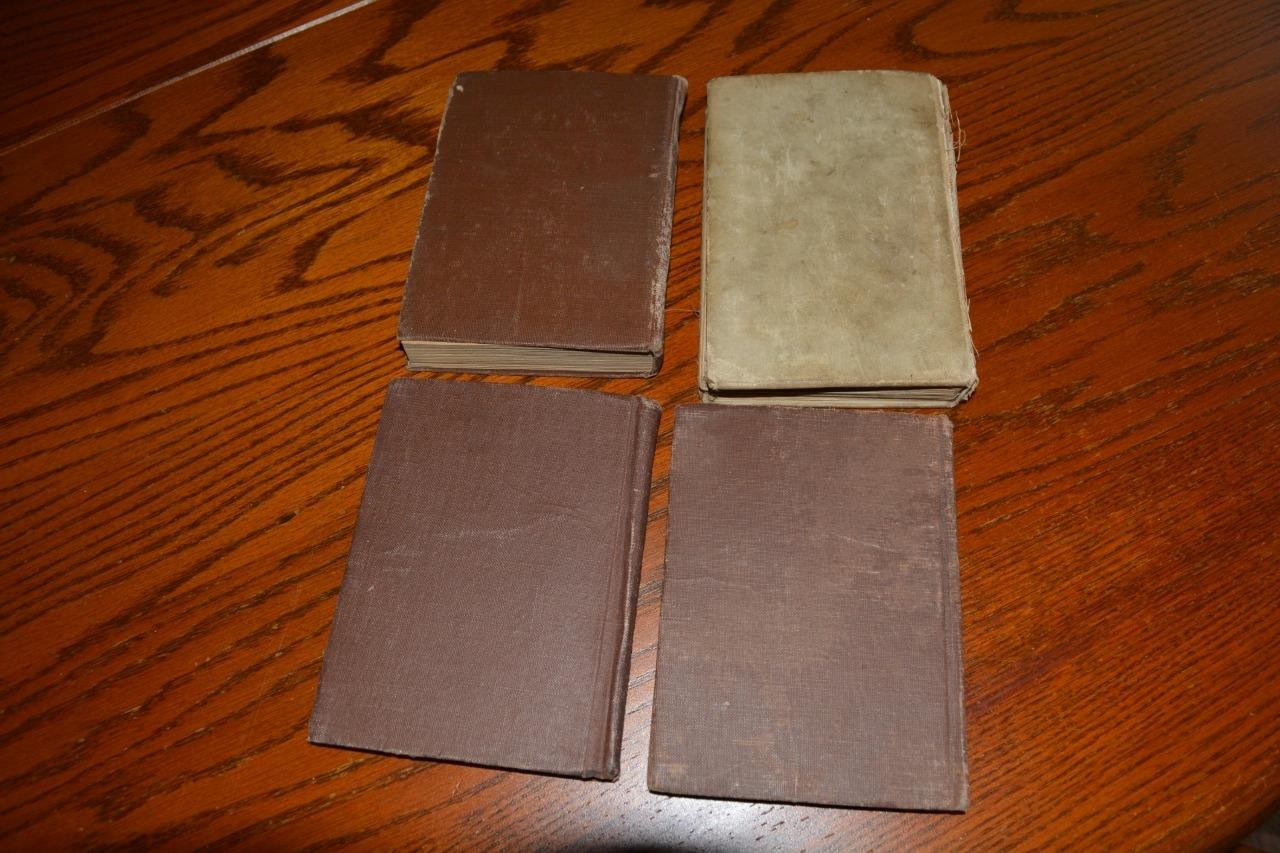 4 Antique Books Macmillian Pocket Classics Hiawatha Dickens J Caesar B Franklin