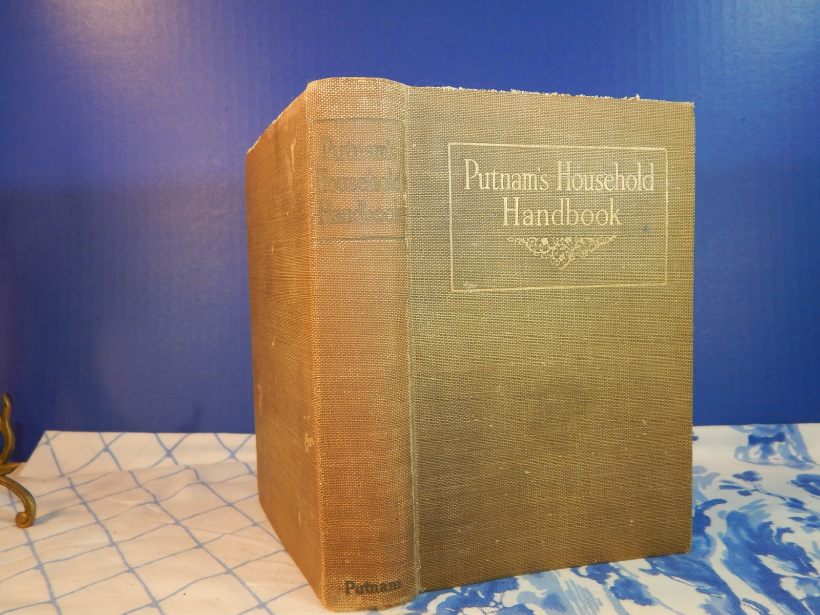 VTG 1916 Putnam’s Household Handbook Mae Savell Croy G.P. Putnam’s Sons NY Ad
