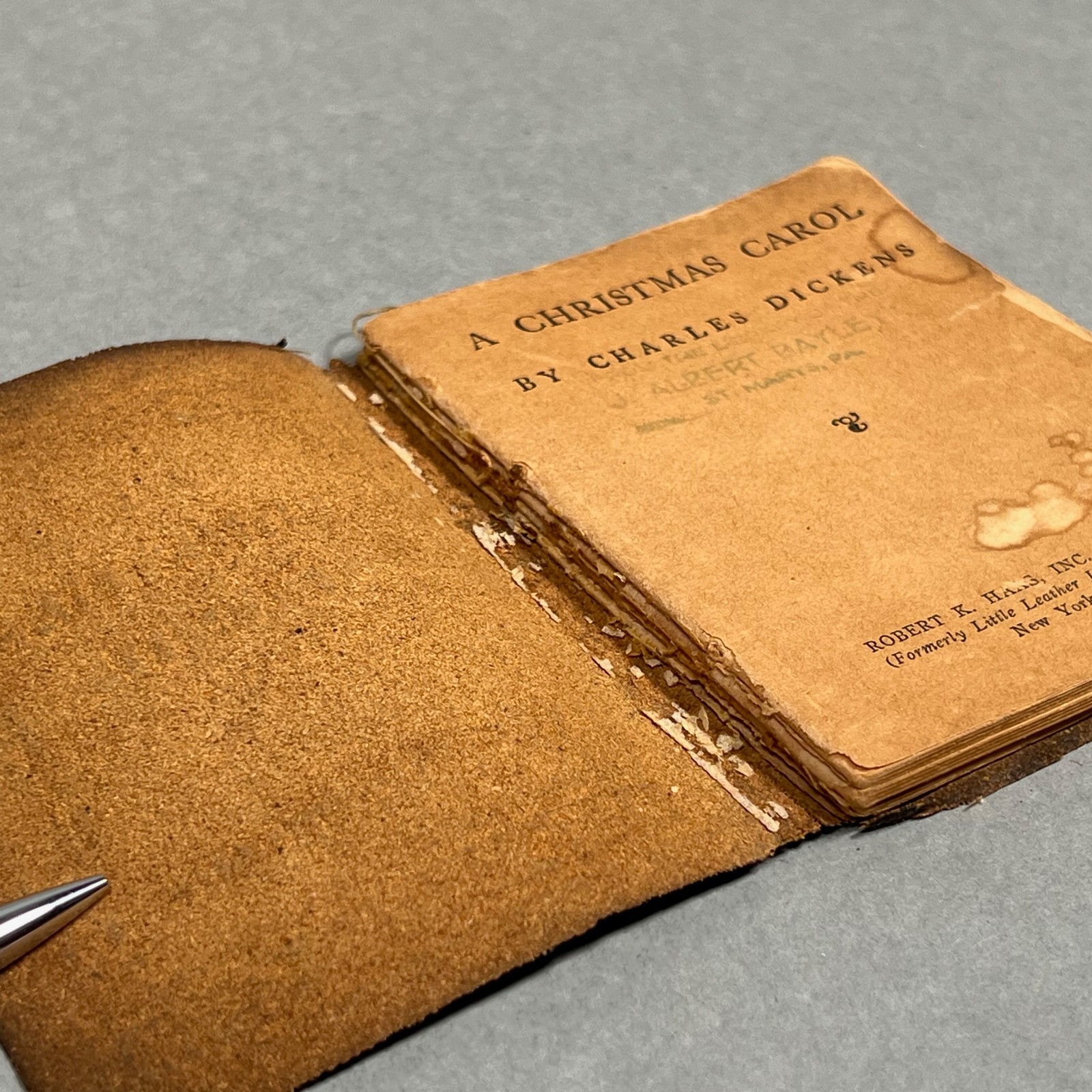 Little Leather Library A CHRISTMAS CAROL by CHARLES DICKENS RARE Antique