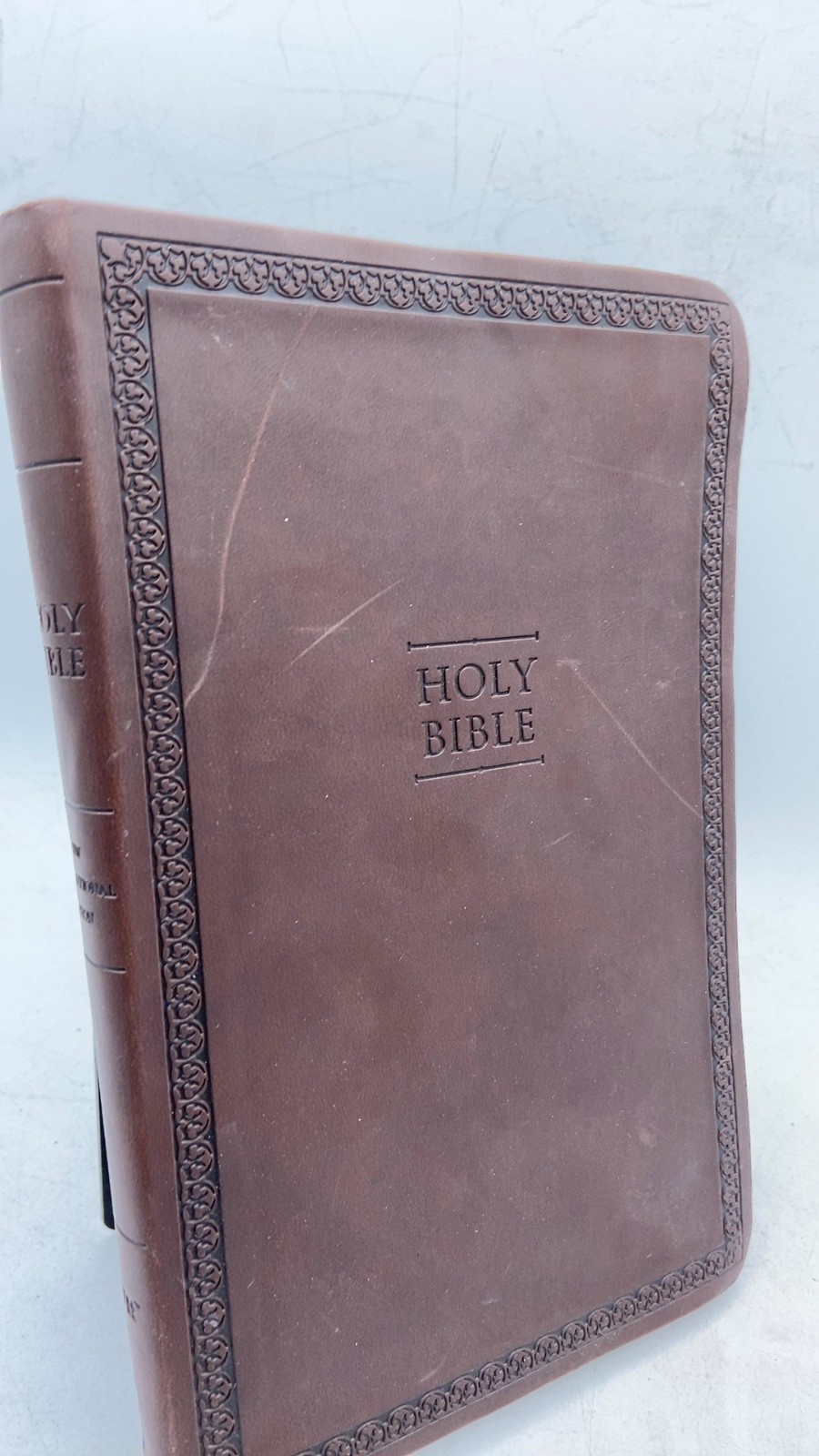 Holy Bible Hardcover NIV Thinline Bible 2011