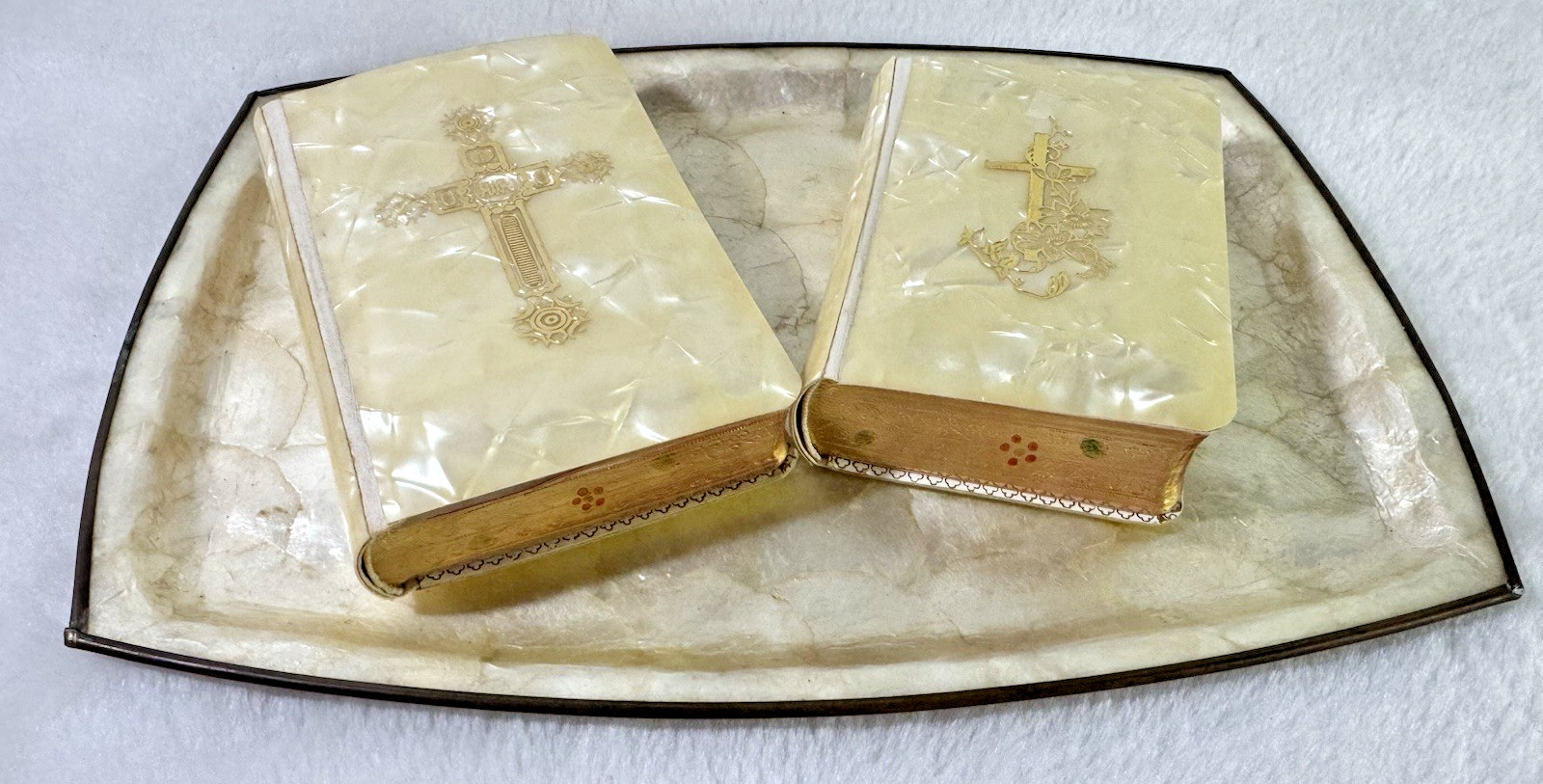 VINTAGE Marian Sunday Bridal Edition Deluxe Celluloid Gold Edges Bible 3 Pc Set