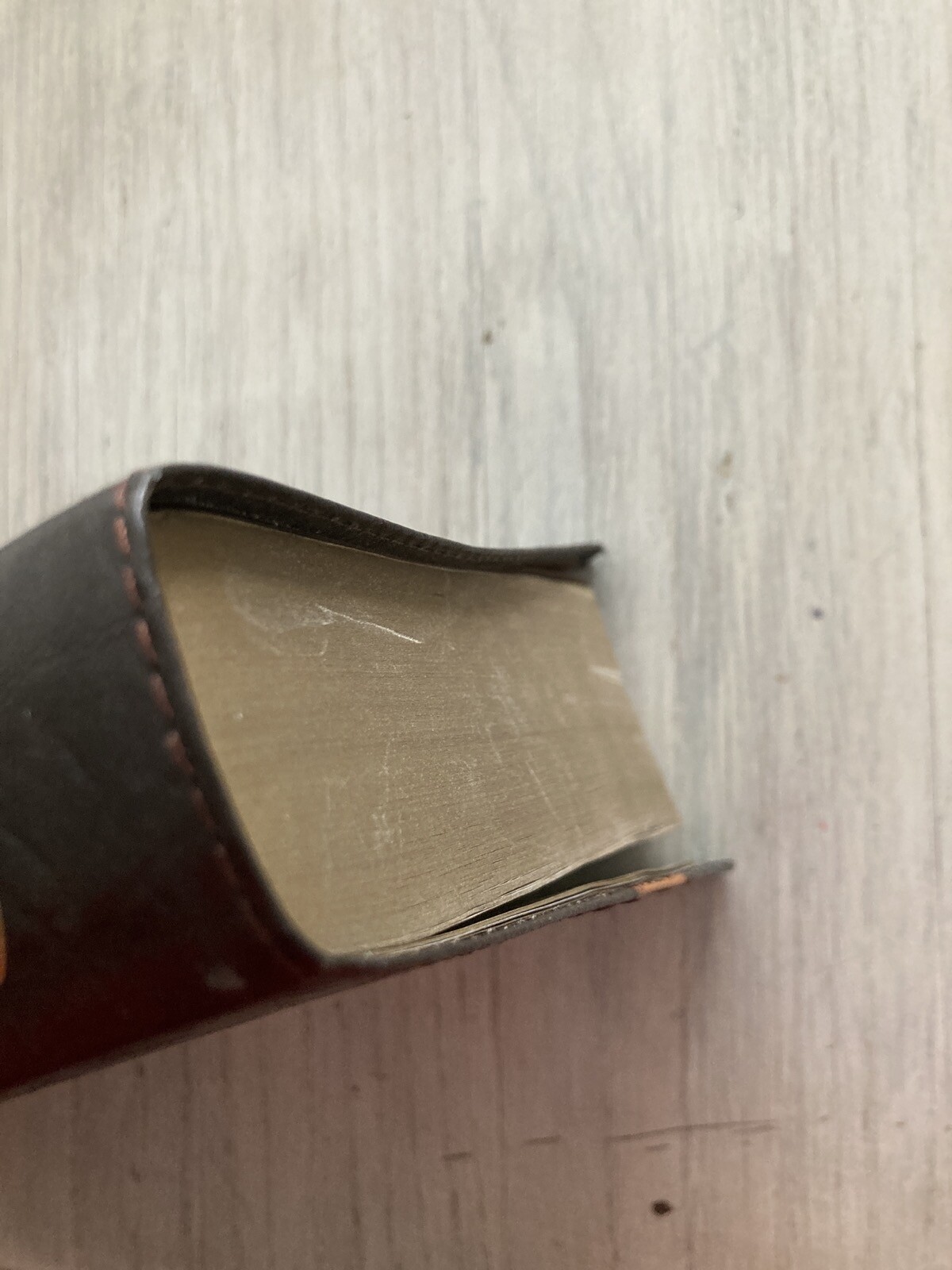 New King James Version Giant Print Edition Two Tone Leather Dark Brown Tan NKJV