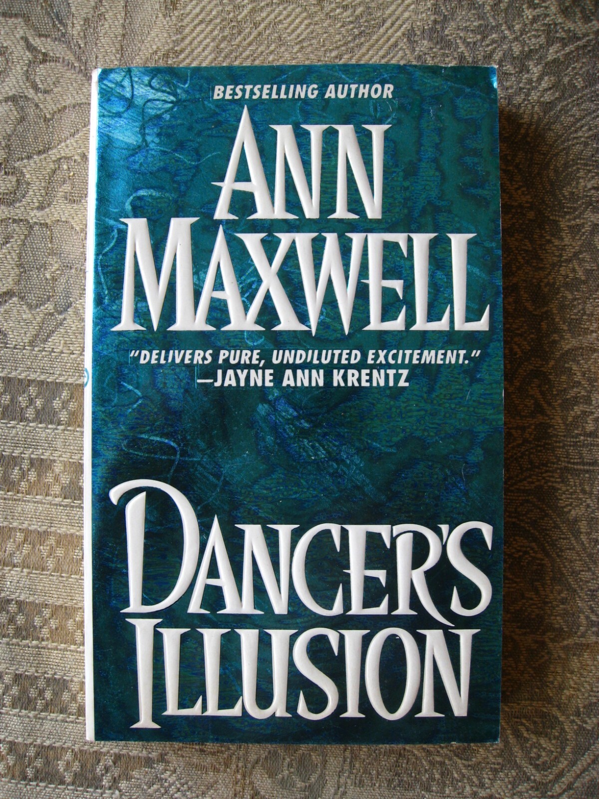 Ann Maxwell – Dancer’s Illusion – 1996 – paperback