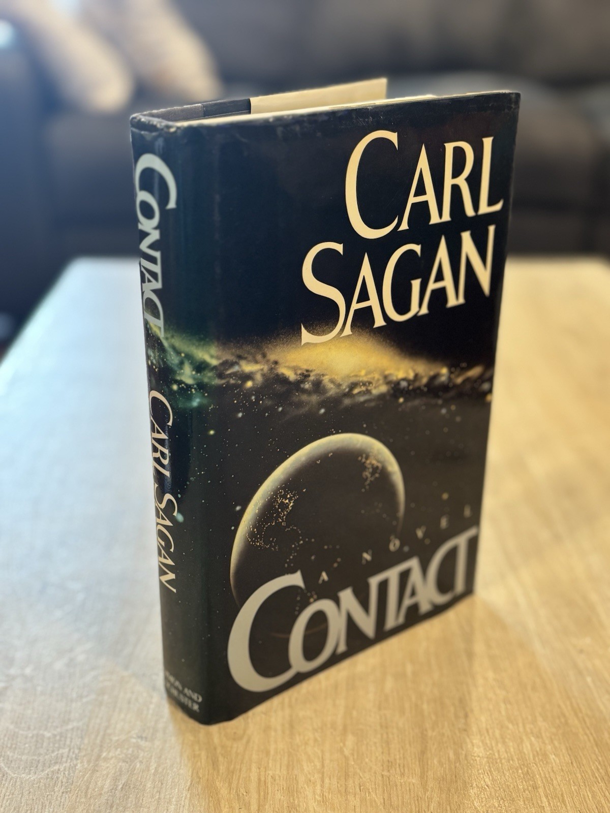 Contact By Carl Sagan 1985 Hardcover With Dust Jacket 1st Edition 2nd Printing