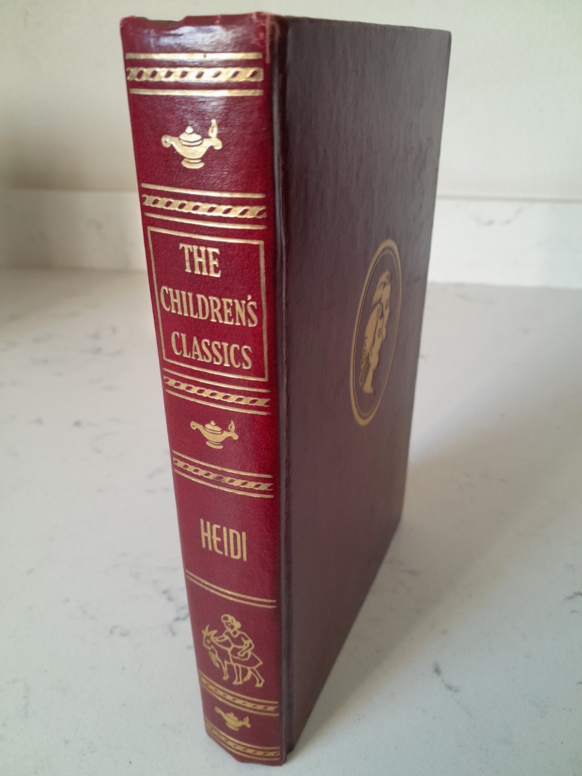 The Children’s Classics Heidi Johanna Spyri Deluxe Hardcover Illustrated NY 1961