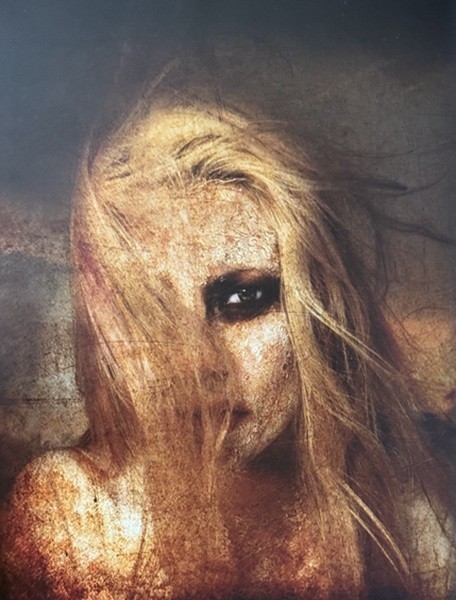 Art that Creeps by Yasha Young, Collectible book – VERY GOOD