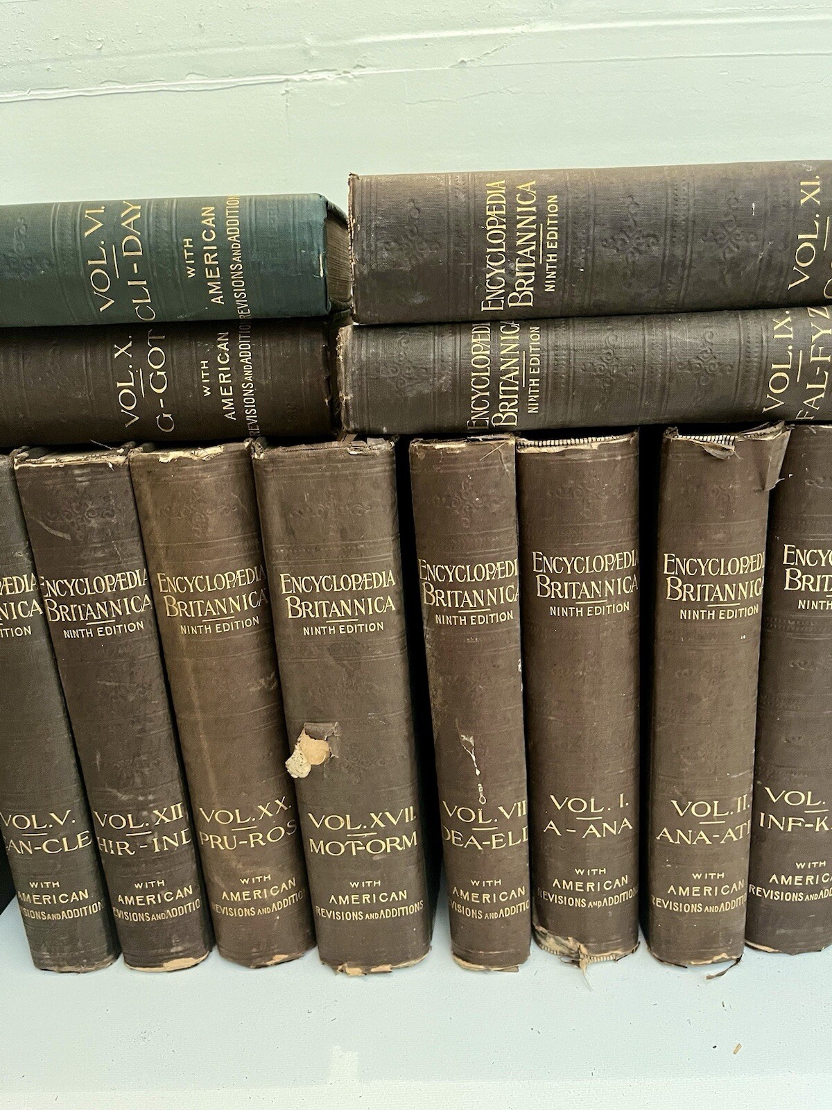 21 volume set Ninth Edition Encyclopedia Britannica 1892 Peale antique vintage