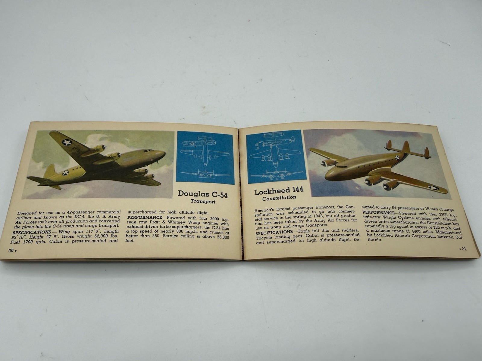 1943 Airplanes of the U.S.A. with 60 Full-Color Pictures Booklet 64 Pages