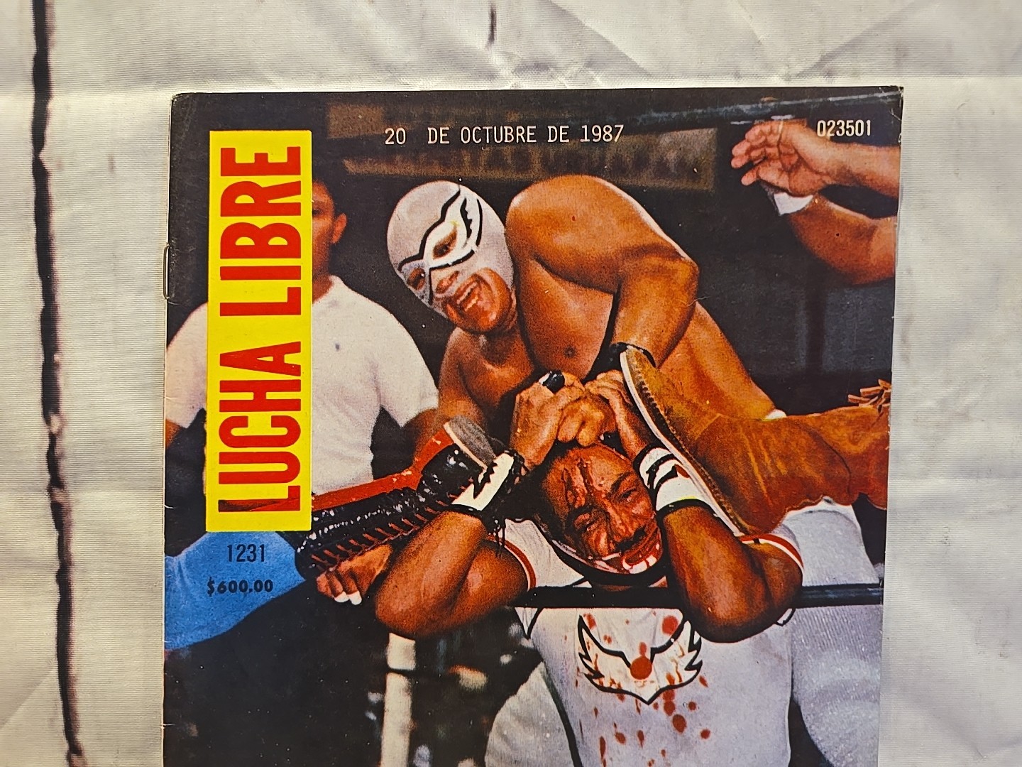 ORIGINAL 1987 Lucha Libre Magazine #1231 Medico Asesino MADE IN MEXICO