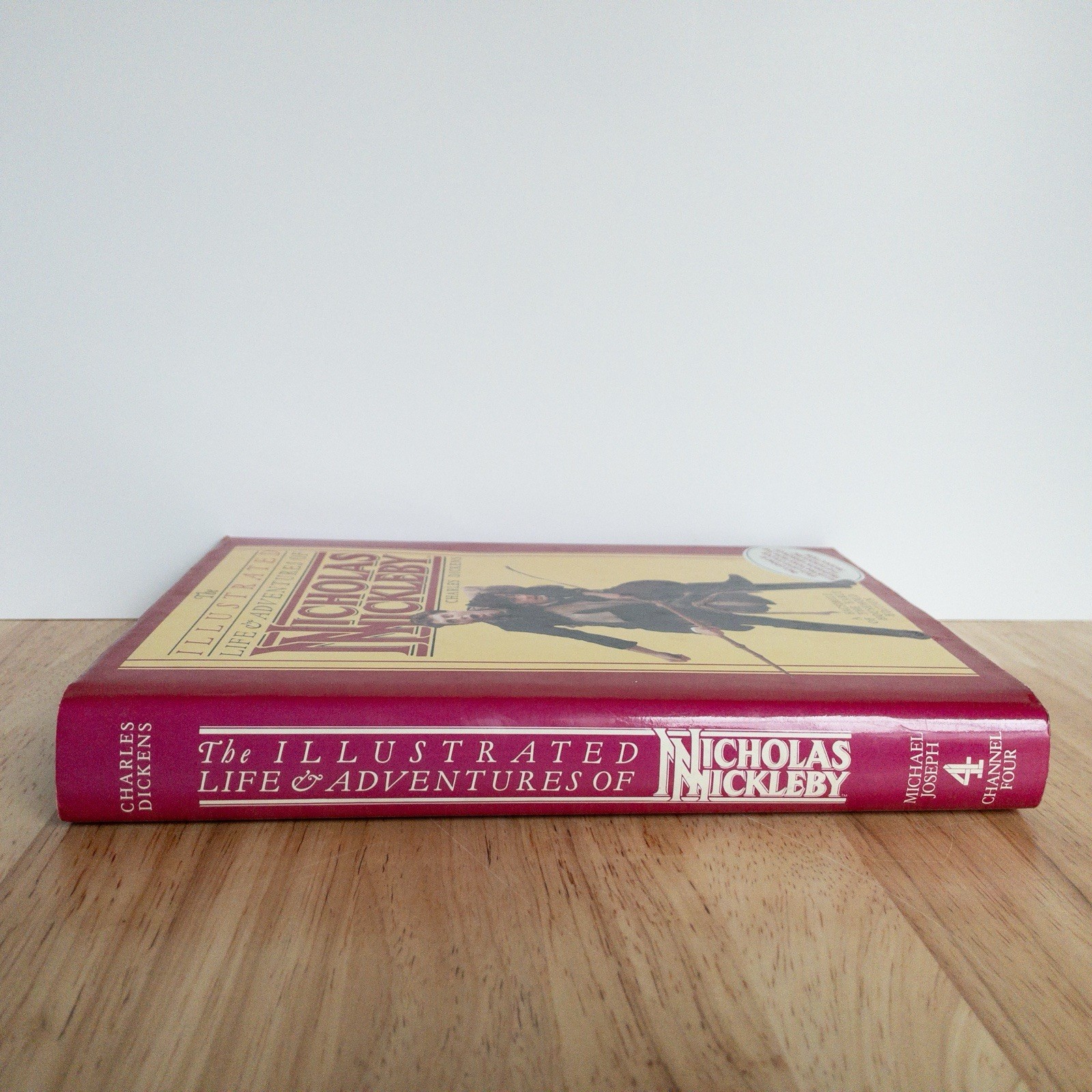 The Illustrated Life and Adventures of Nicholas Nickleby Dickens 1982 HC DJ