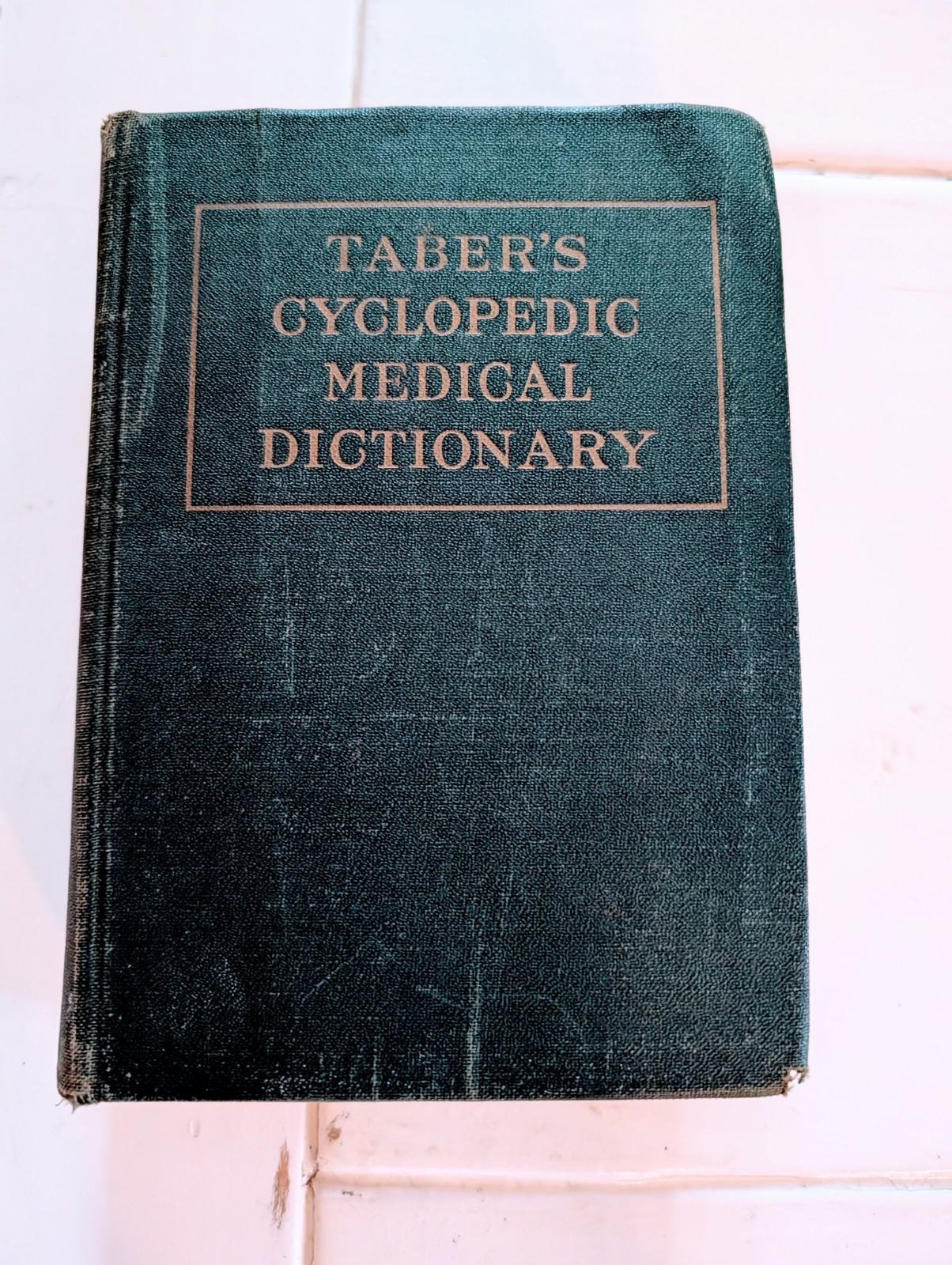 1944 Taber’s Cyclopedic Medical Dictionary 2nd Edi HC Taber F.A. Davis Company
