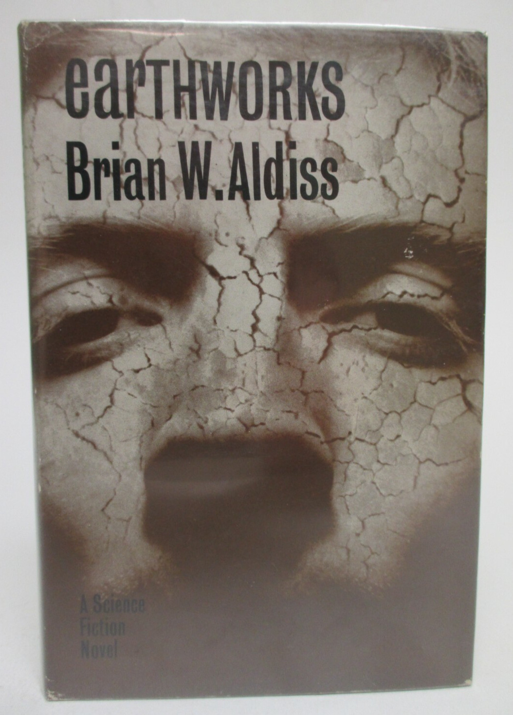 1st UK ED „EARTHWORKS“ Brian W. Aldiss – Faber and Faber Hardback DJ 1965