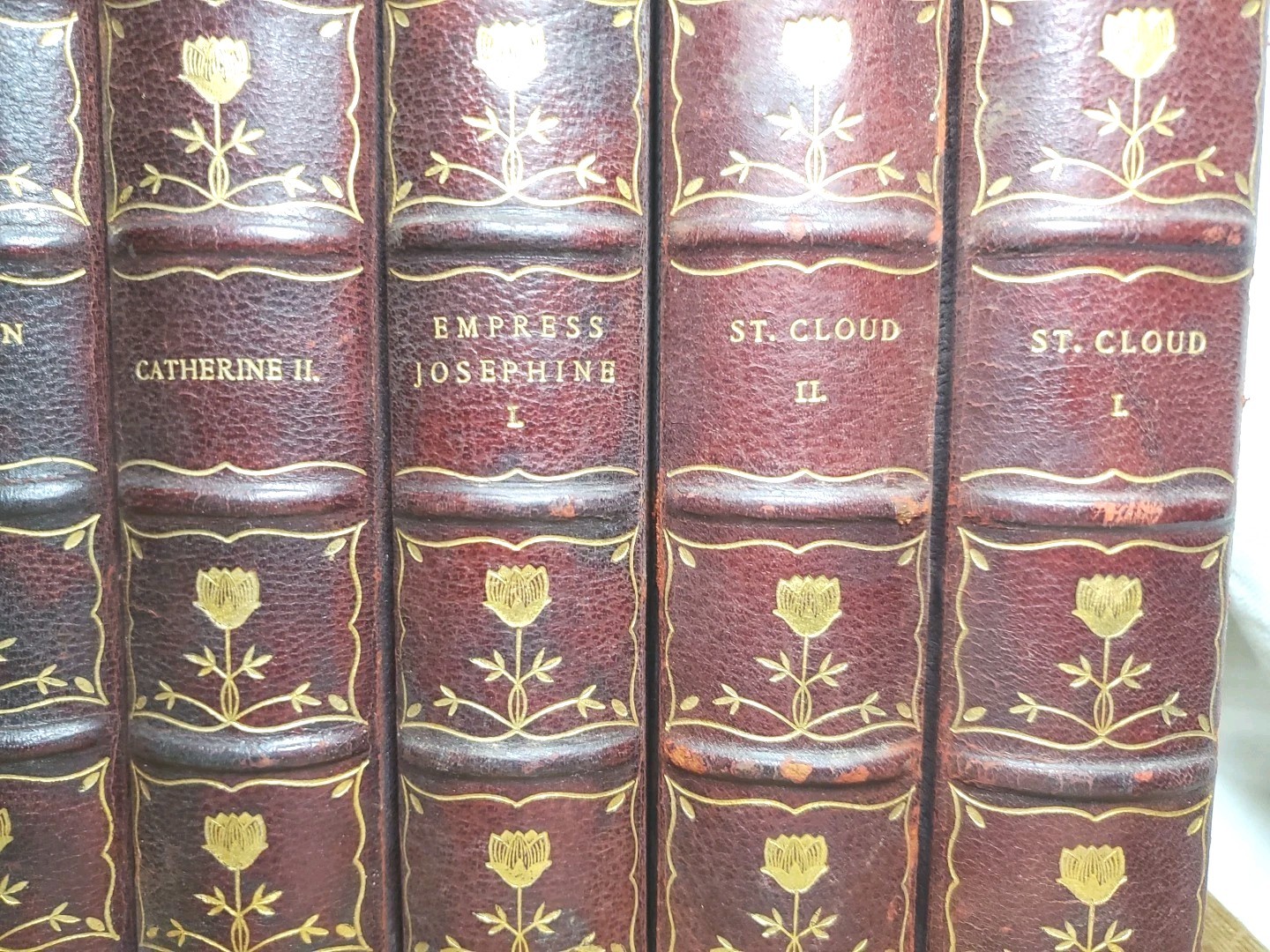 Red Leather 15 Vols Grolier Society Very Limited Edition Secret Court Memoirs