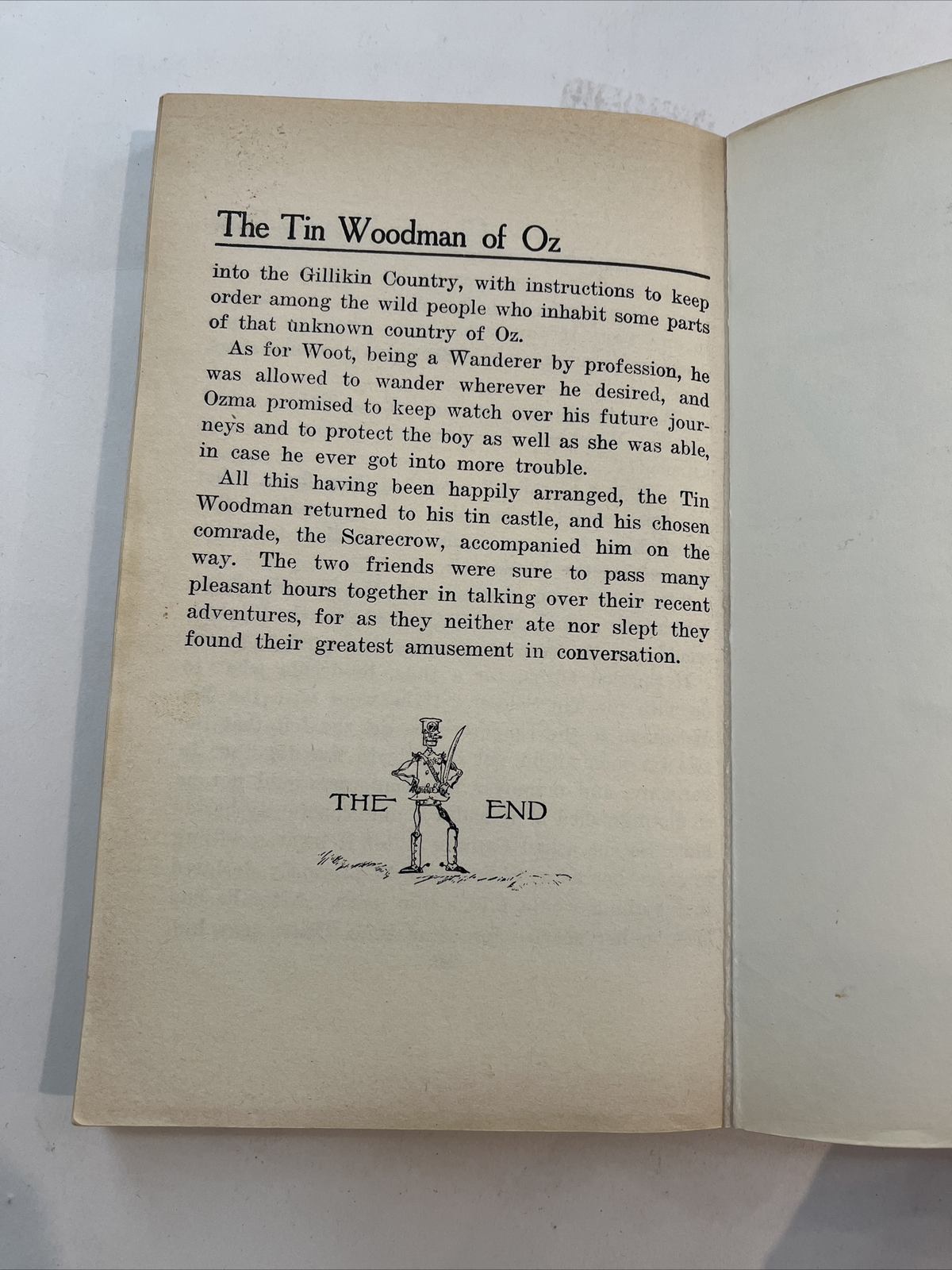 The tin woodman of OZ by L. Frank Baum (1980 PB Canada) Illustrated J.R. Neil