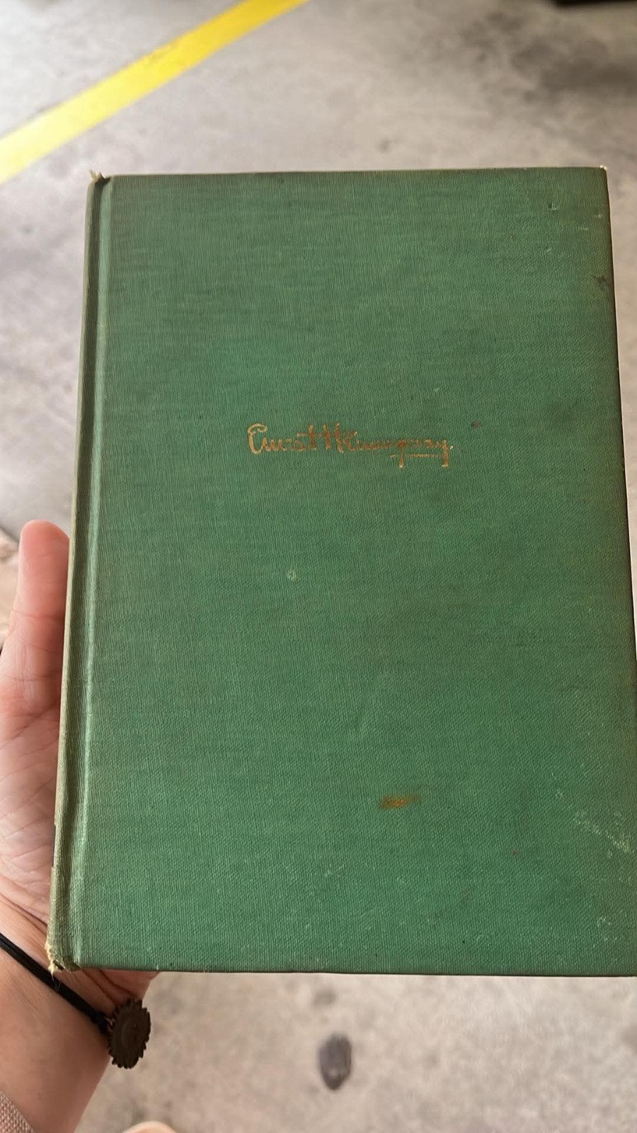 ERNEST HEMINGWAY/GREEN HILLS OF AFRICA/1ST PRINTING/ with THE SHORT STORIES OF