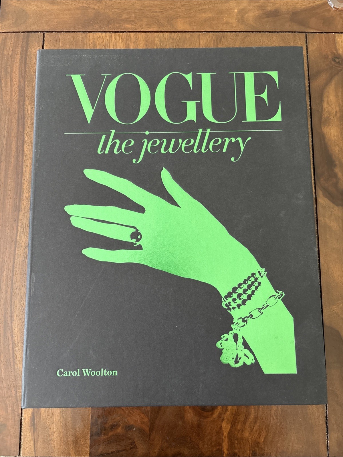 Vogue “The jewellery” Book by Carol Woolton