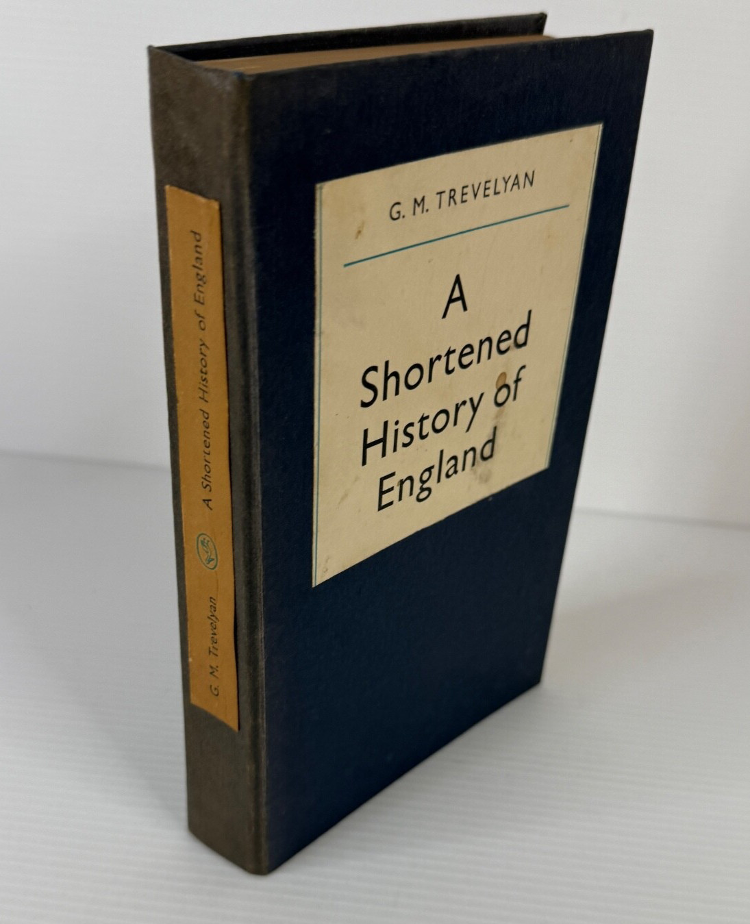 A Shortened History Of England G.M. Trevelyan 1959 Vintage Pelican Penguin HB