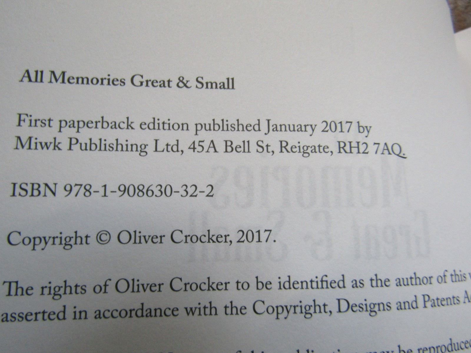 RARE FIRST PAPERBACK EDITION ALL MEMORIES GREAT & SMALL OLIVER CROCKER HERRIOT