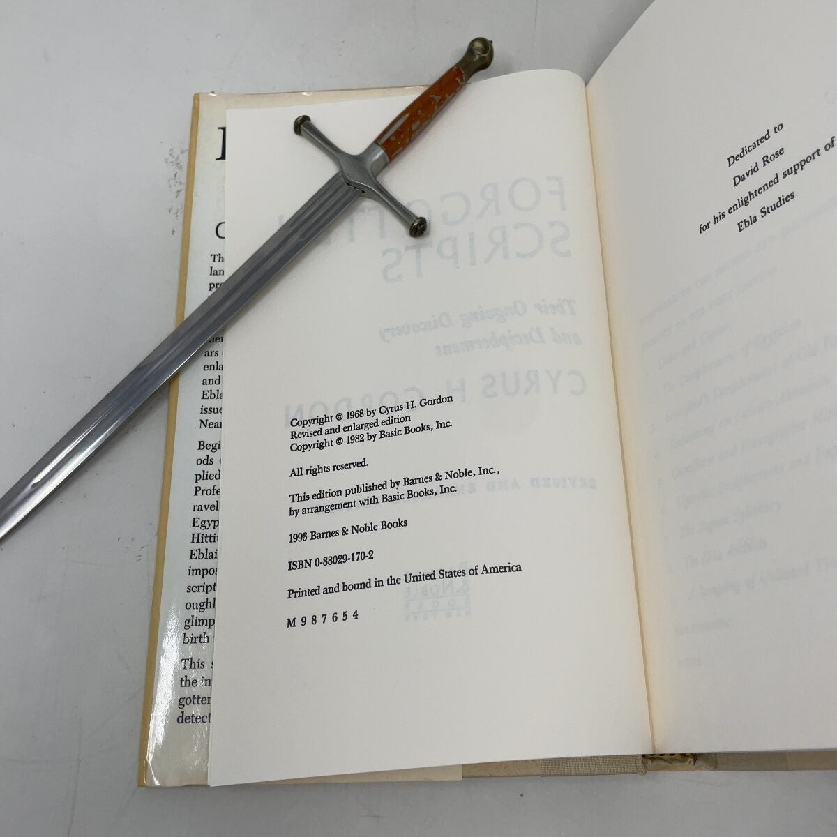 Forgotten Scripts by Cyrus H. Gordon HC First Thus Like New 1982