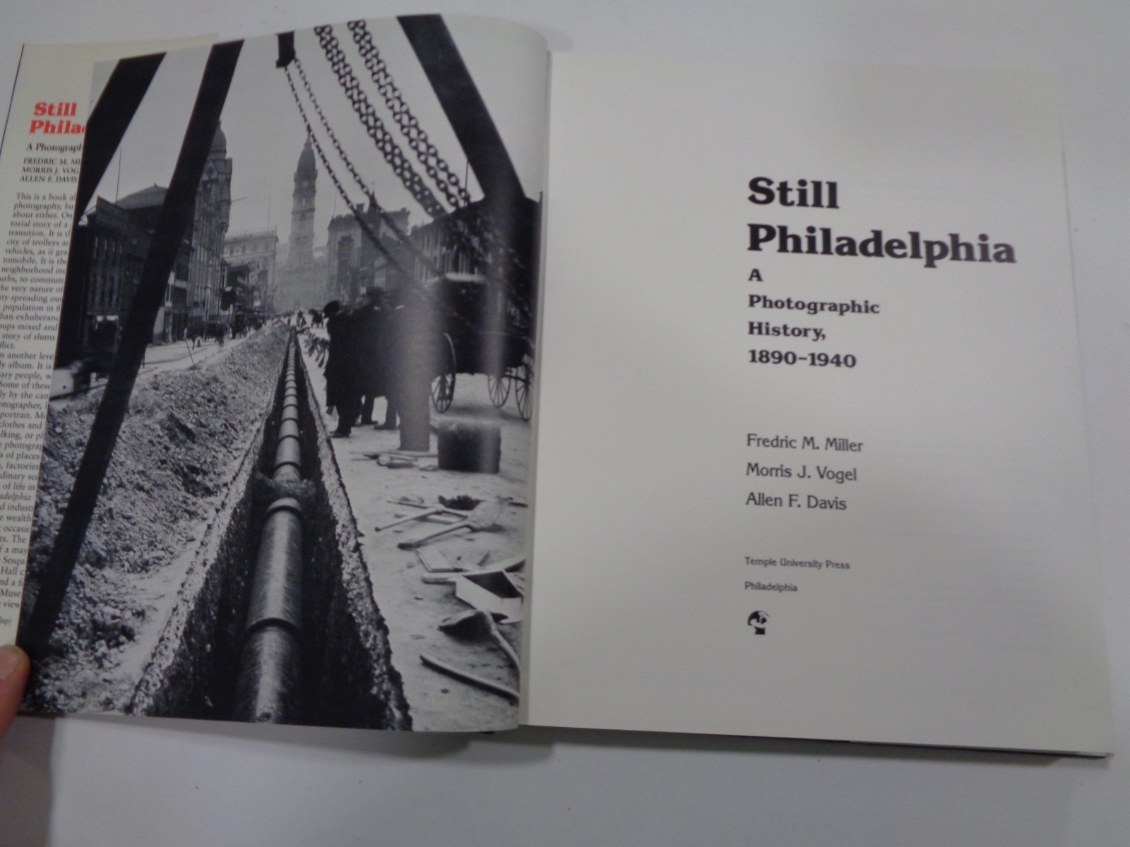 Still Philadelphia – A Photographic History 1890-1940 HBDJ Book AS NEW!!