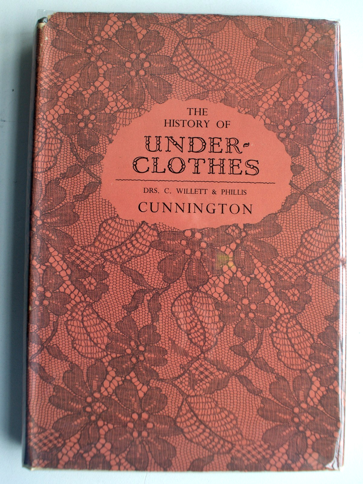 THE HISTORY OF UNDERCLOTHES C Willet & Phillis Cunnington 1st Ed 1951 [206]