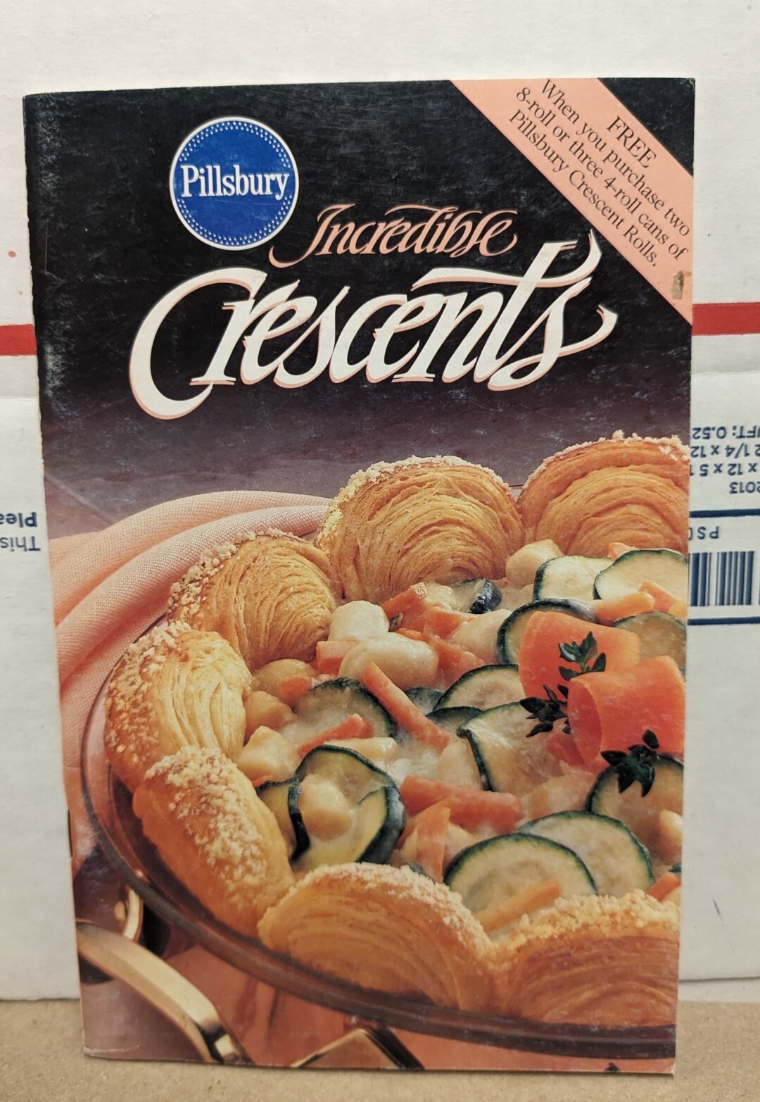 1985 Pillsbury Incredible Crescents Cook Booklet All Color Photos