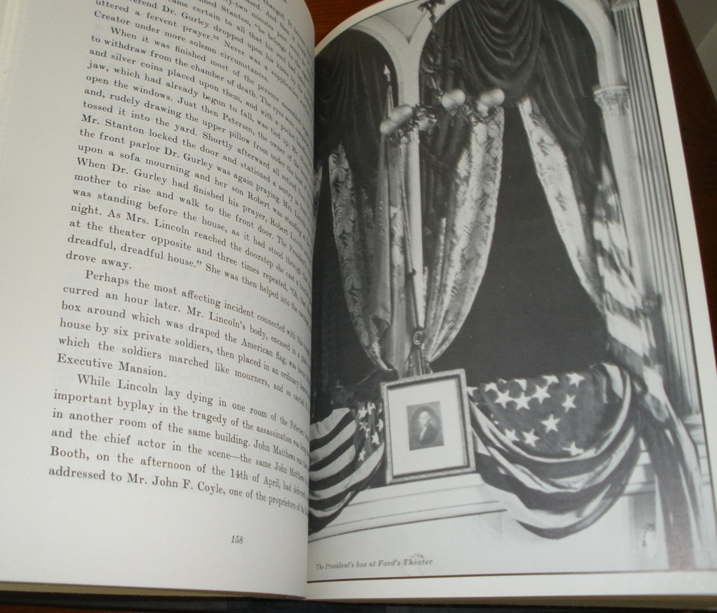 A TRUE HISTORY OF THE ASSASSINATION OF ABRAHAM LINCOLN LOUIS J. WEICHMANN 1975