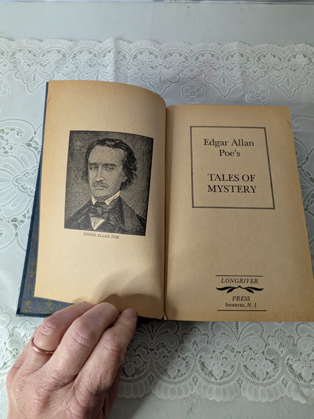 Edgar Allan Poe’s Tales Of Mystery HC 1976 Longeiver Press Secaucus, N.J. Gothic