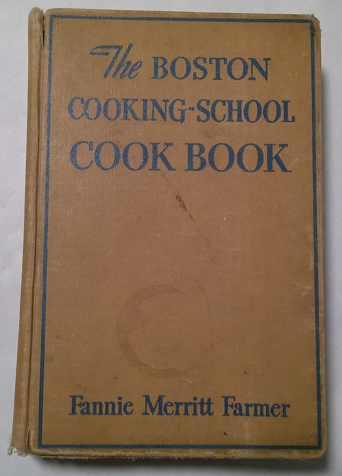 THE BOSTON COOKING SCHOOL COOK BOOK 1946 by Fannie Merritt Farmer 8th Edition HB