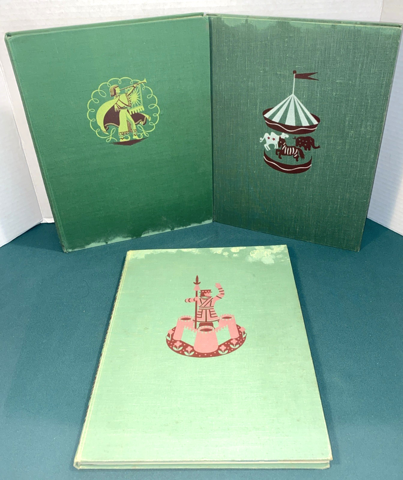 THE CHILDREN’S WONDER BOOKS IN COLOUR ~ Box Set of 3 Hardbacks ~ Odhams Press