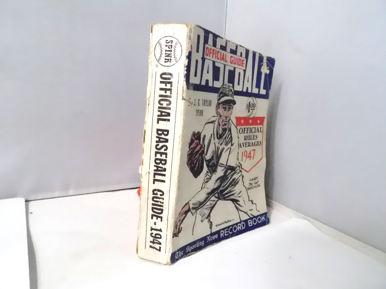 1947 SPINK Official Baseball Guide & Record Book-Harry „The Cat“ Brecheen Cover