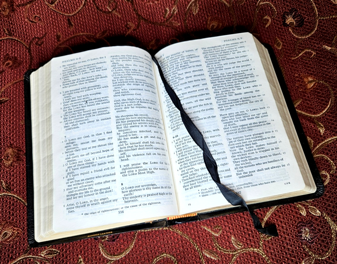 CAMBRIDGE – New English Bible, Aprocrypha, Compact Black Leather, 1972 UK, 58X