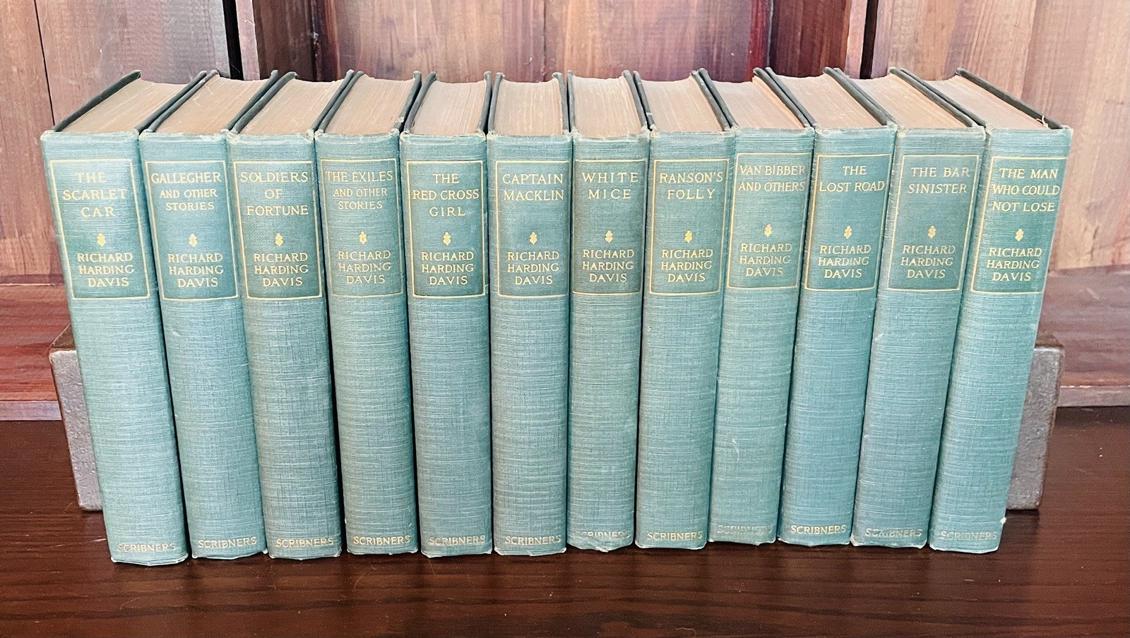 Richard Harding Davis Set of 12 Novels Hardcover Green Cloth 1917 Illustrated