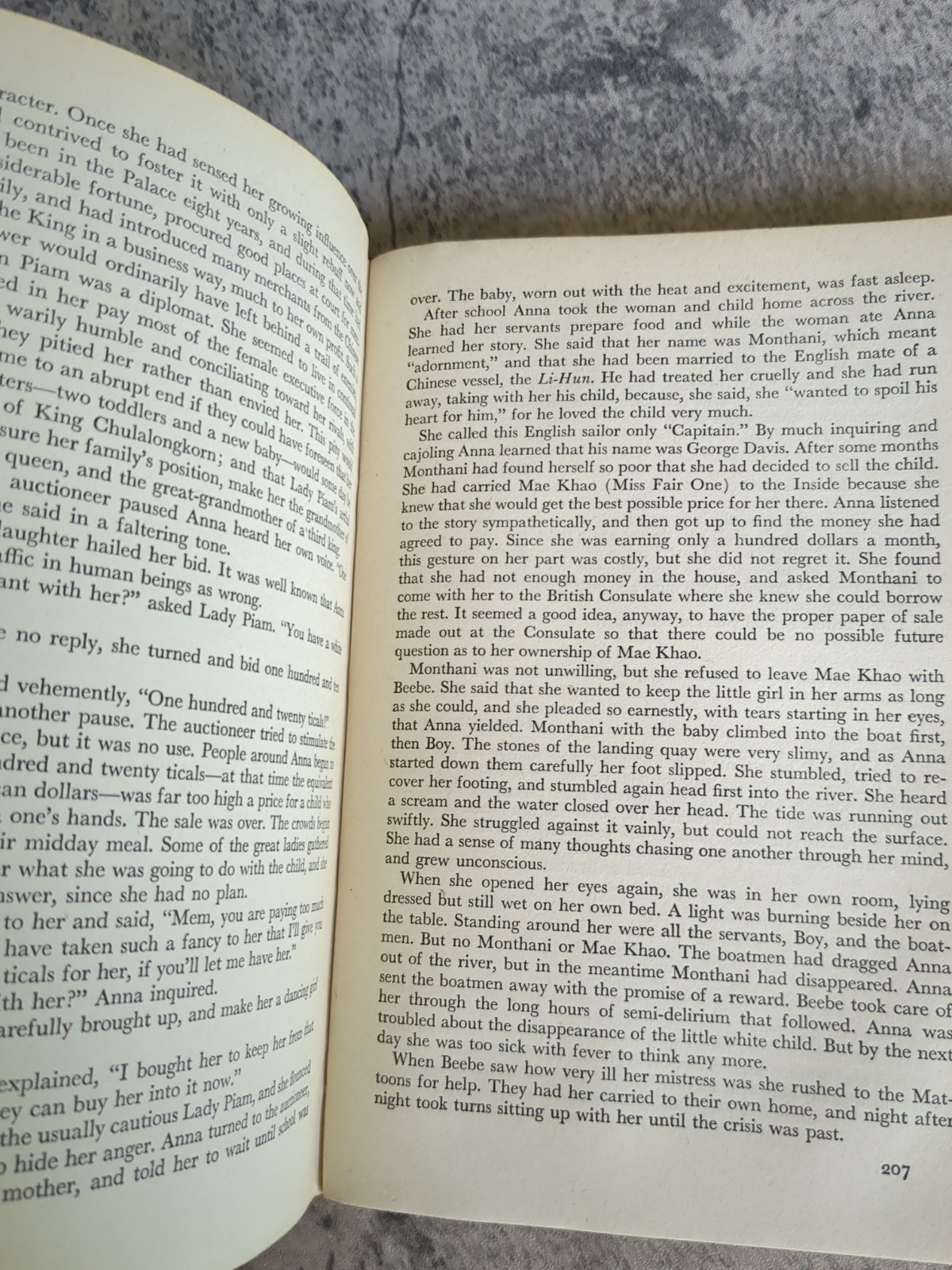 Anna and the King of Siam Margaret Landon 1944 – The John Day Company – Illus.