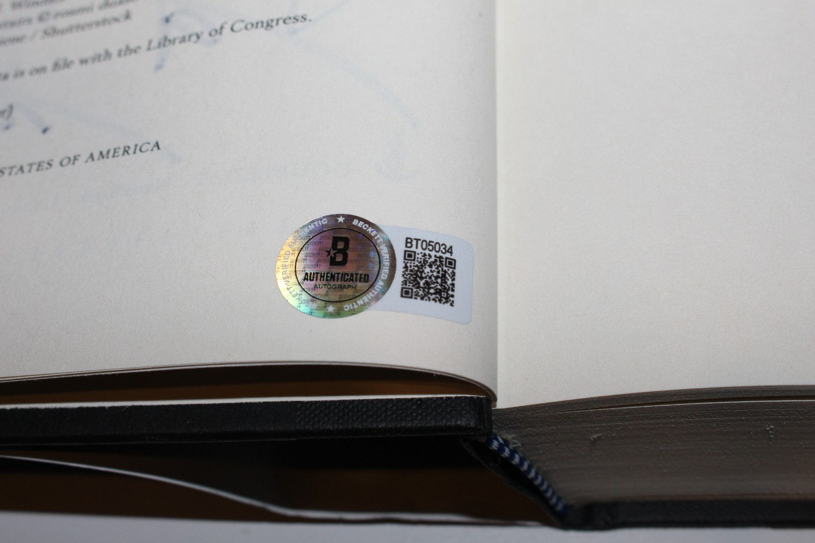 AUTHOR DAN BROWN SIGNED ‚ORIGIN‘ HARDCOVER FIRST EDITION BOOK ROBERT LANGDON