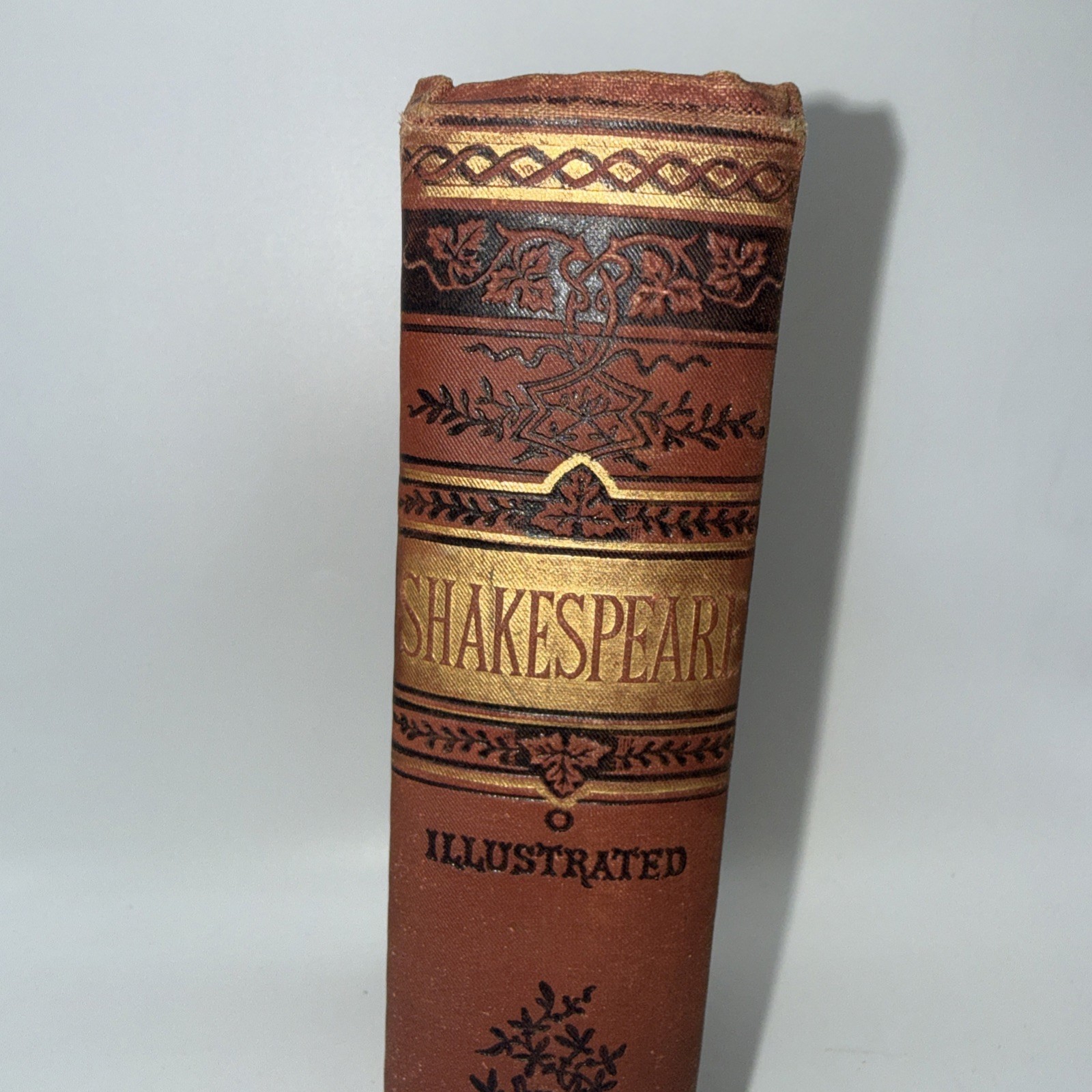 Antique 1800s Works of Shakespeare Gold Edged Pages Ornate Cover Rough Condition