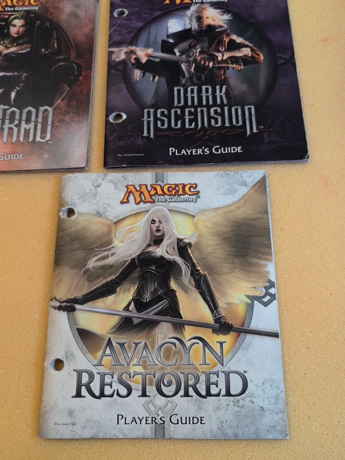 MTG PLAYER’S GUIDE AVACYN RESTORED DARK ASCENSION INNISTRAD LOT OF 3