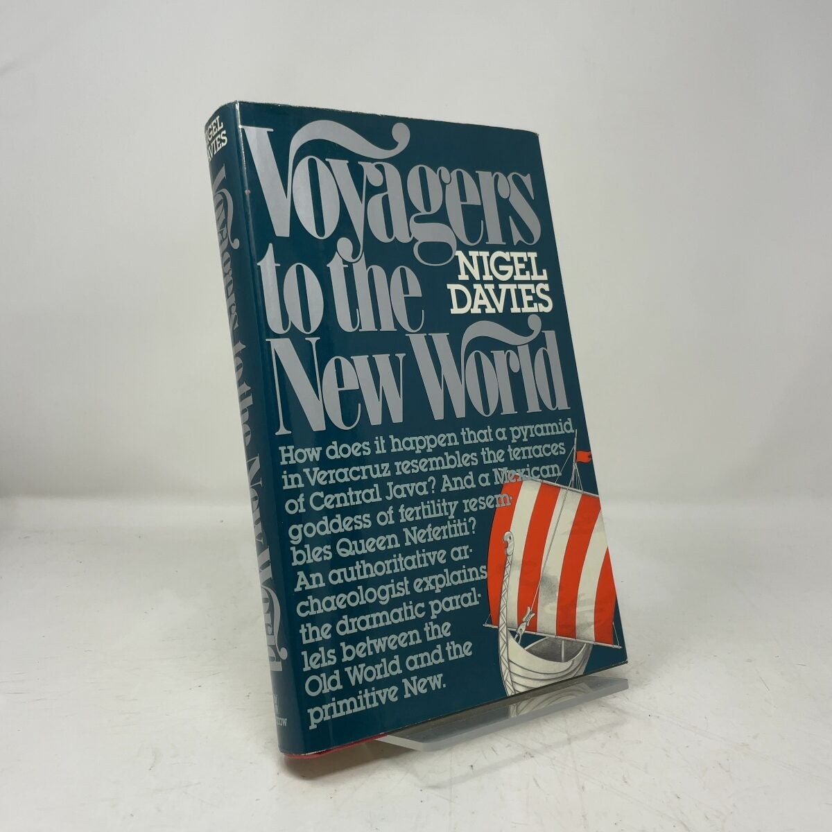 Voyagers to the New World by Nigel Davies HC First Edition Like New 1979