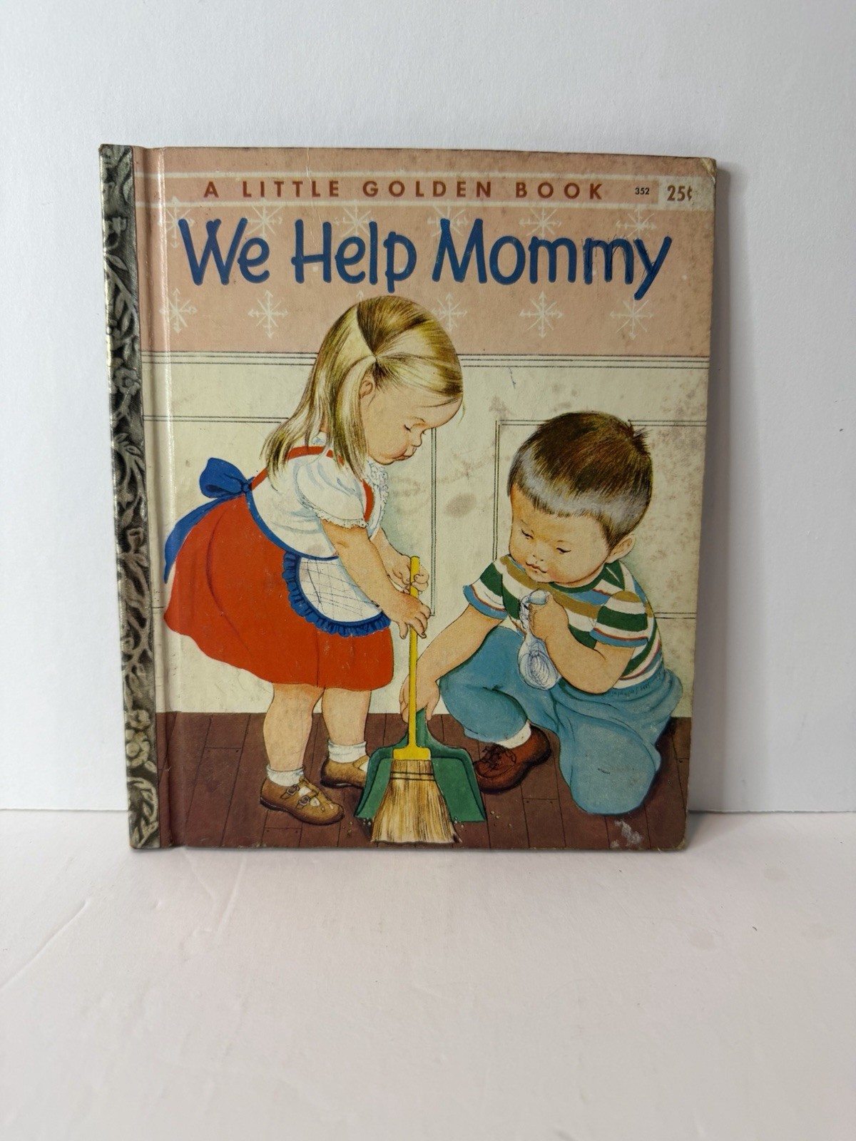 We Help Mommy A Little Golden Book Jean Cushman Eloise Wilkin 1959 Bedtime Story
