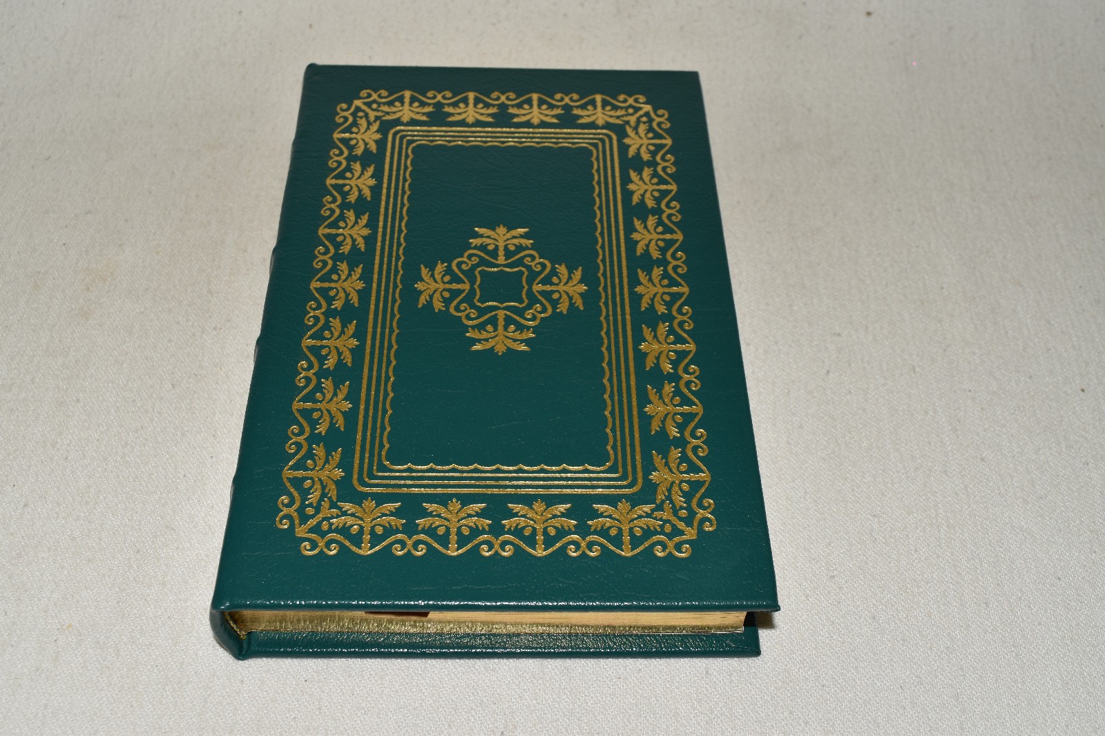 SIGNED Easton Press GREETINGS FROM INSANE CITY Dave Barry #73/600 LEATHER FINE!