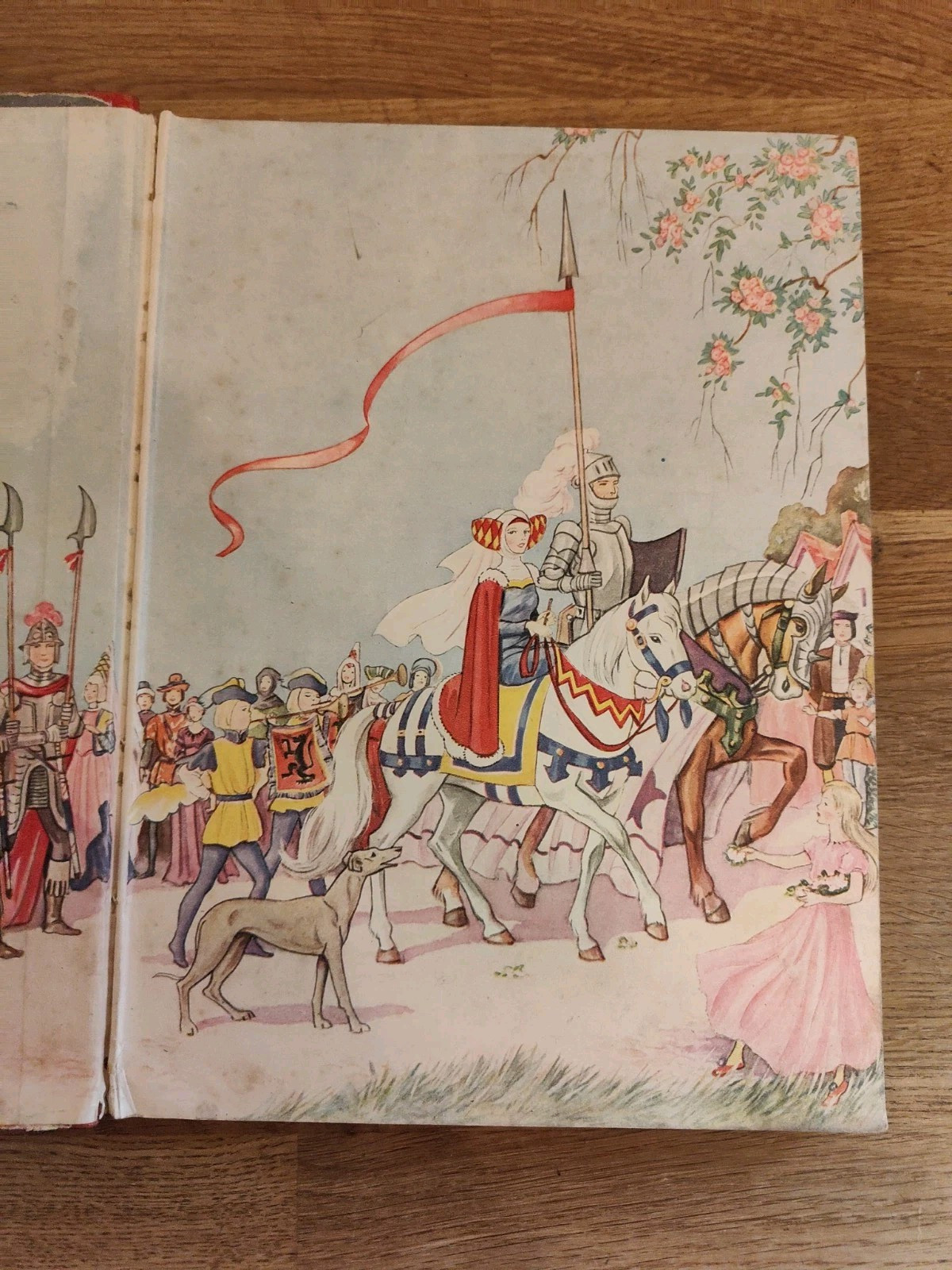 ANNUAL – Wonderland ABC Vintage Hardback Annual Juvenile Books Undated