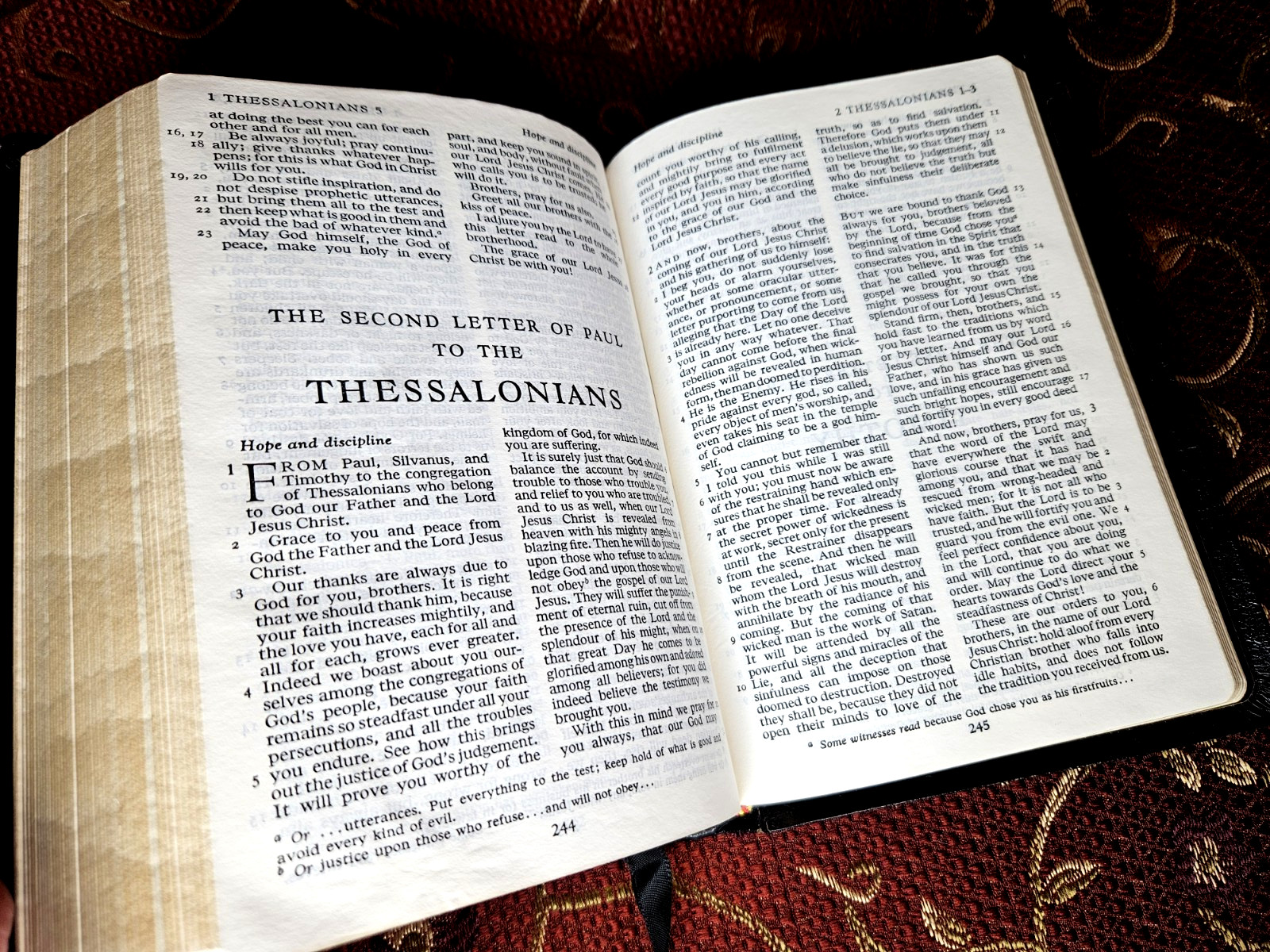 CAMBRIDGE – New English Bible, Aprocrypha, Compact Black Leather, 1972 UK, 58X