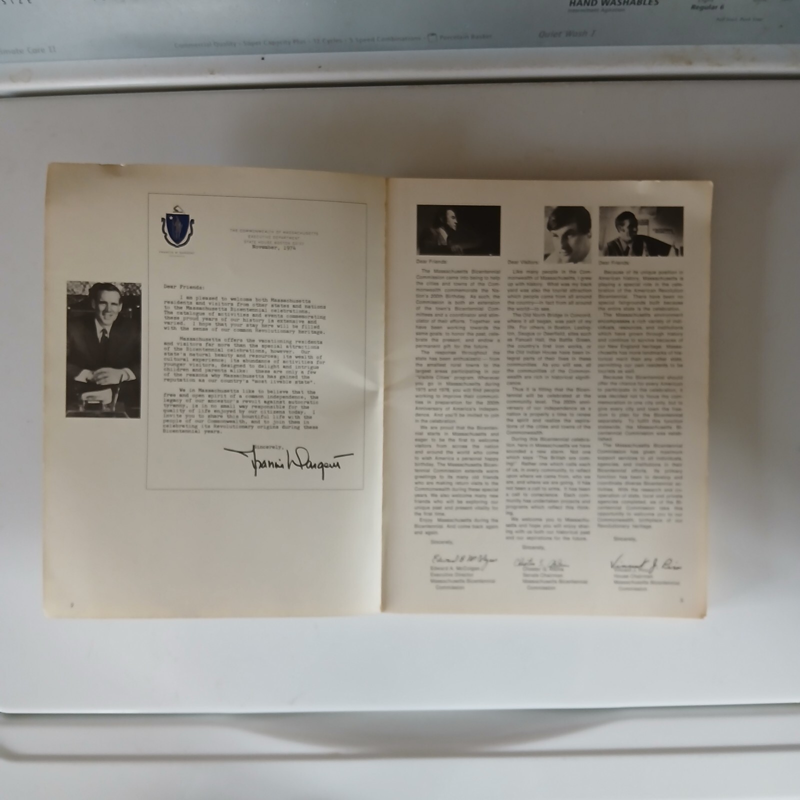 Massachusetts Bicentennial Commemorative Guide Book 1976 History Boston MA Towns