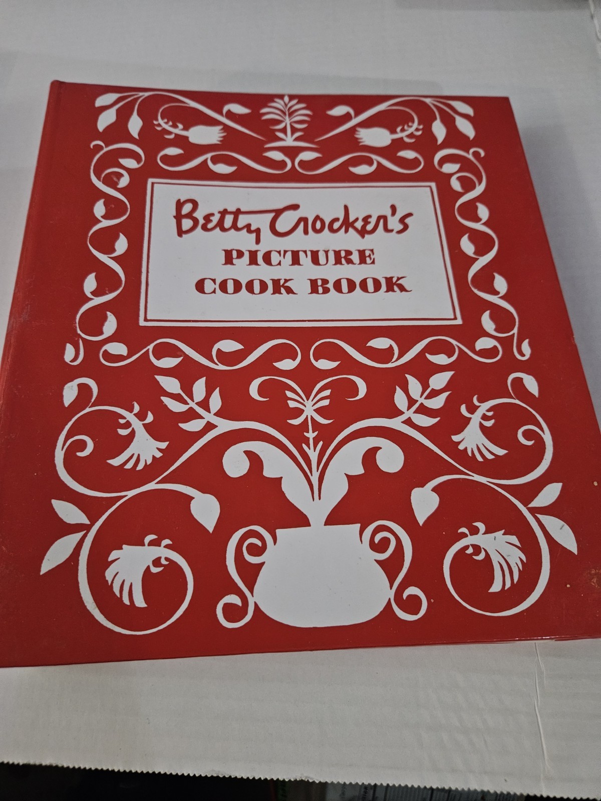 Betty Crocker’s Picture Cook Book Vintage 1961 First Edition, 6th Printing